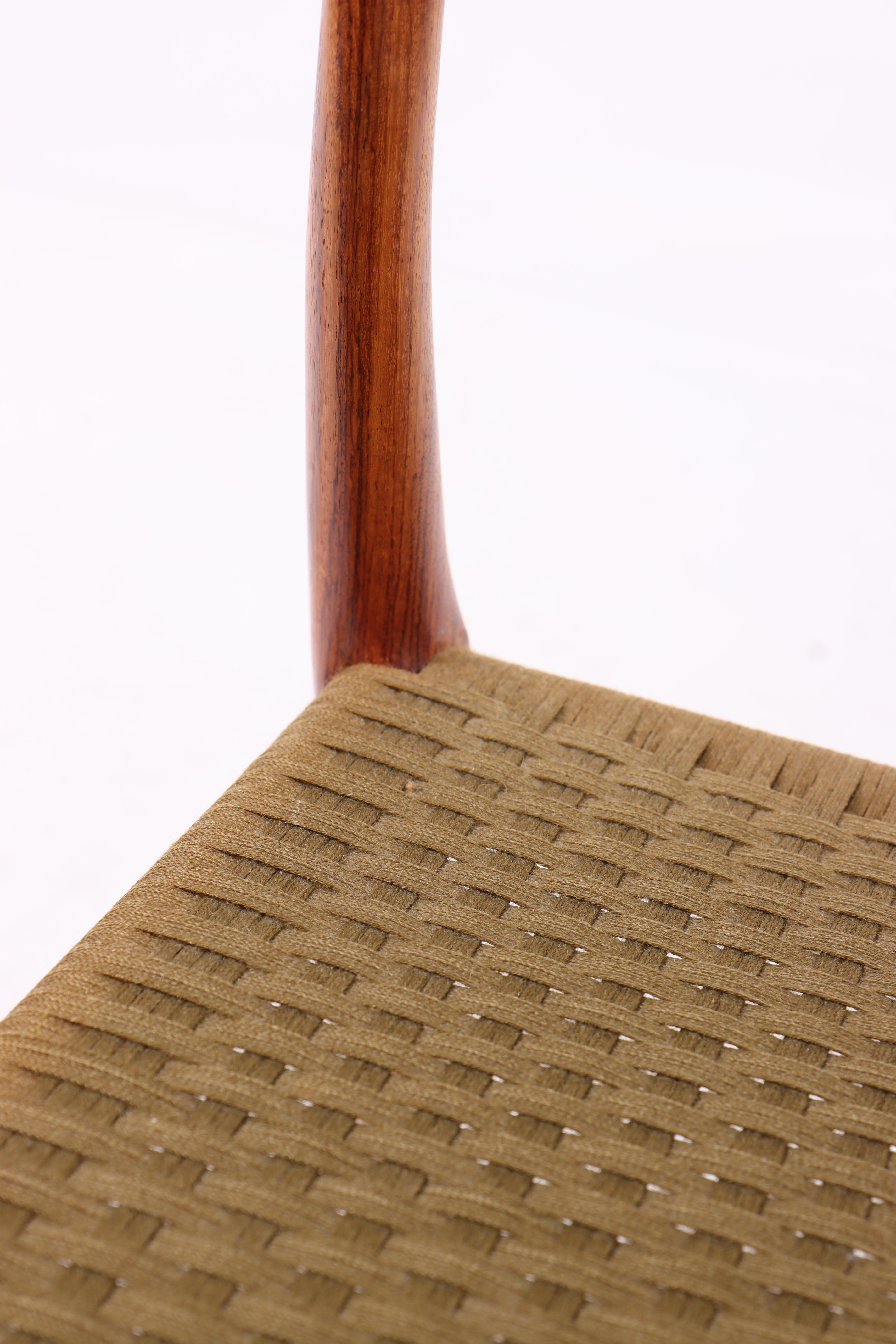 Set of 6 N.O. Møller Dining Chairs, Model 78 in Rosewood with Paper Cord. In Good Condition For Sale In Lejre, DK