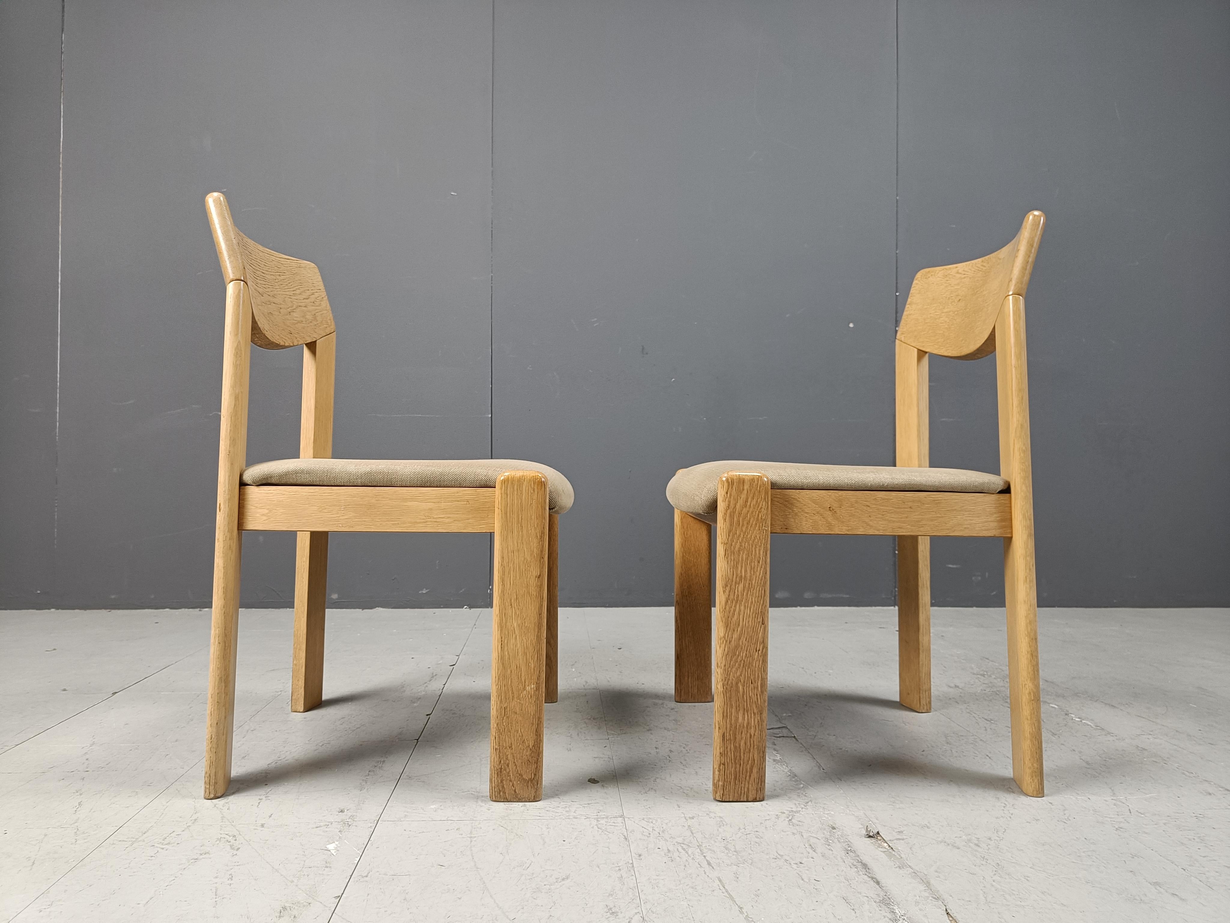 Set di 6 sedie da pranzo brutaliste in Oak, anni '70 in vendita 3