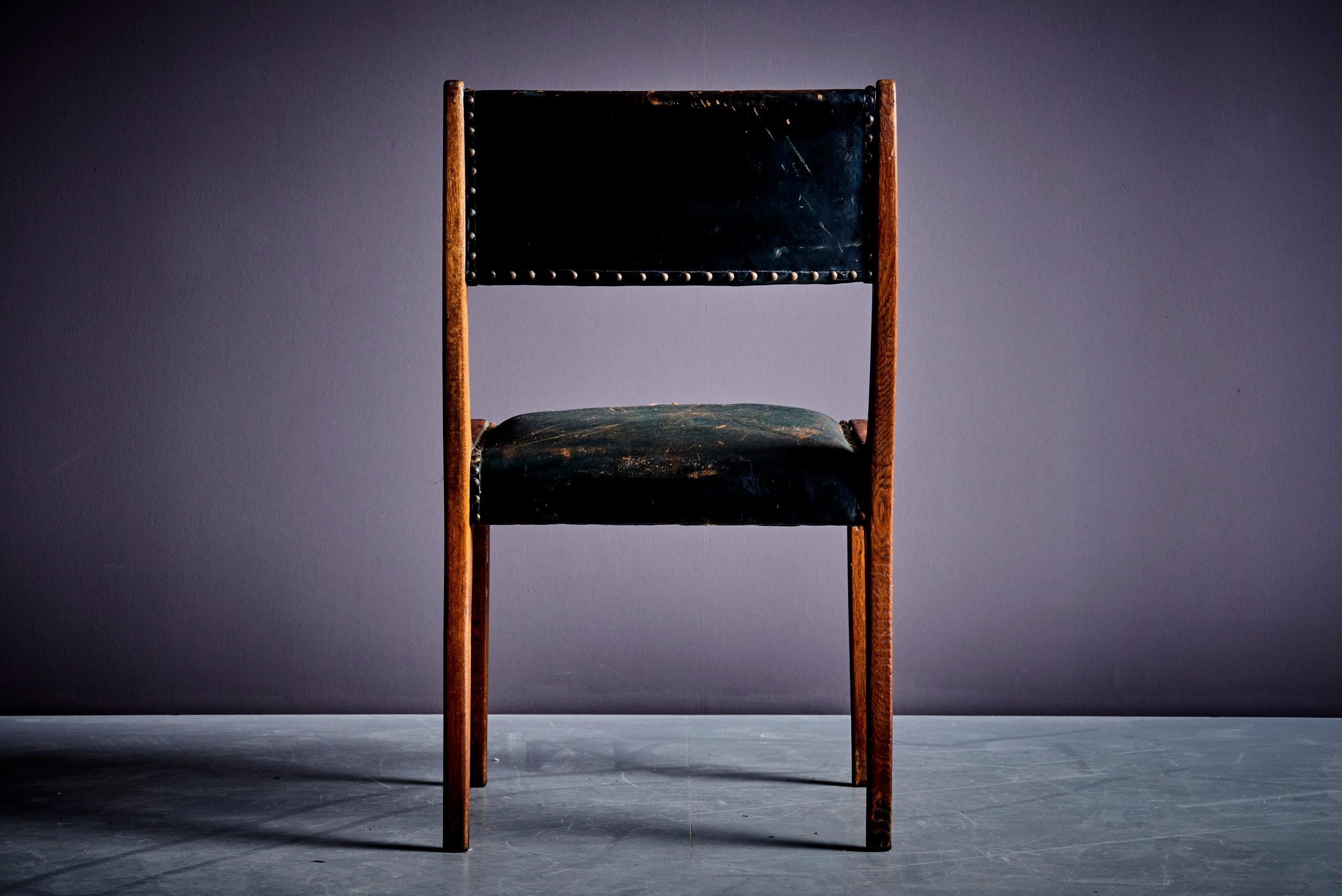 Milieu du XXe siècle Ensemble de 6 chaises en chêne de Johannes Krahn, intérieur original du Bundestag en vente