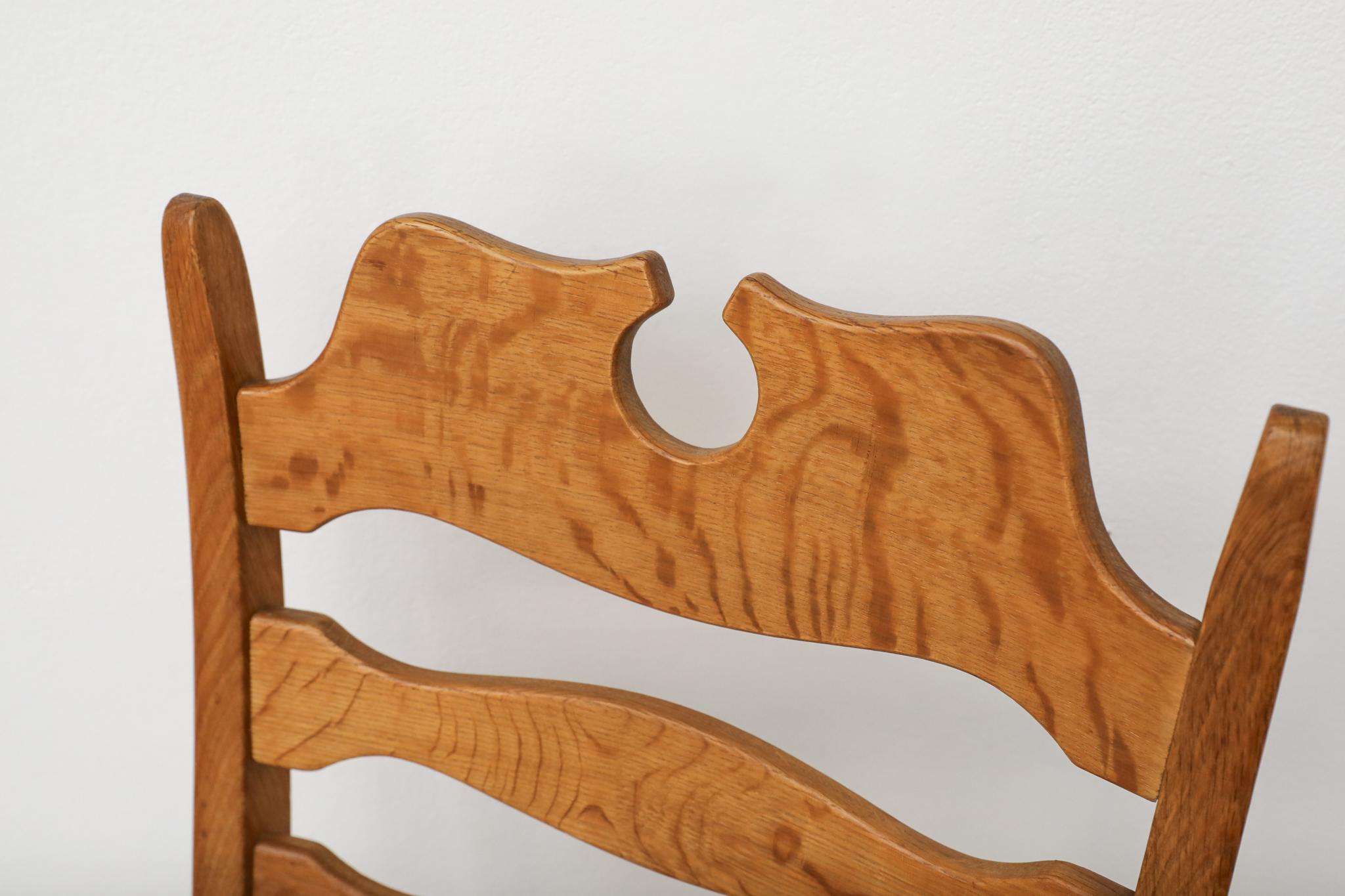 Ensemble de 6 chaises de salle à manger en Oak Oak à dossier rasoir par Henning Kjaernulf en vente 2