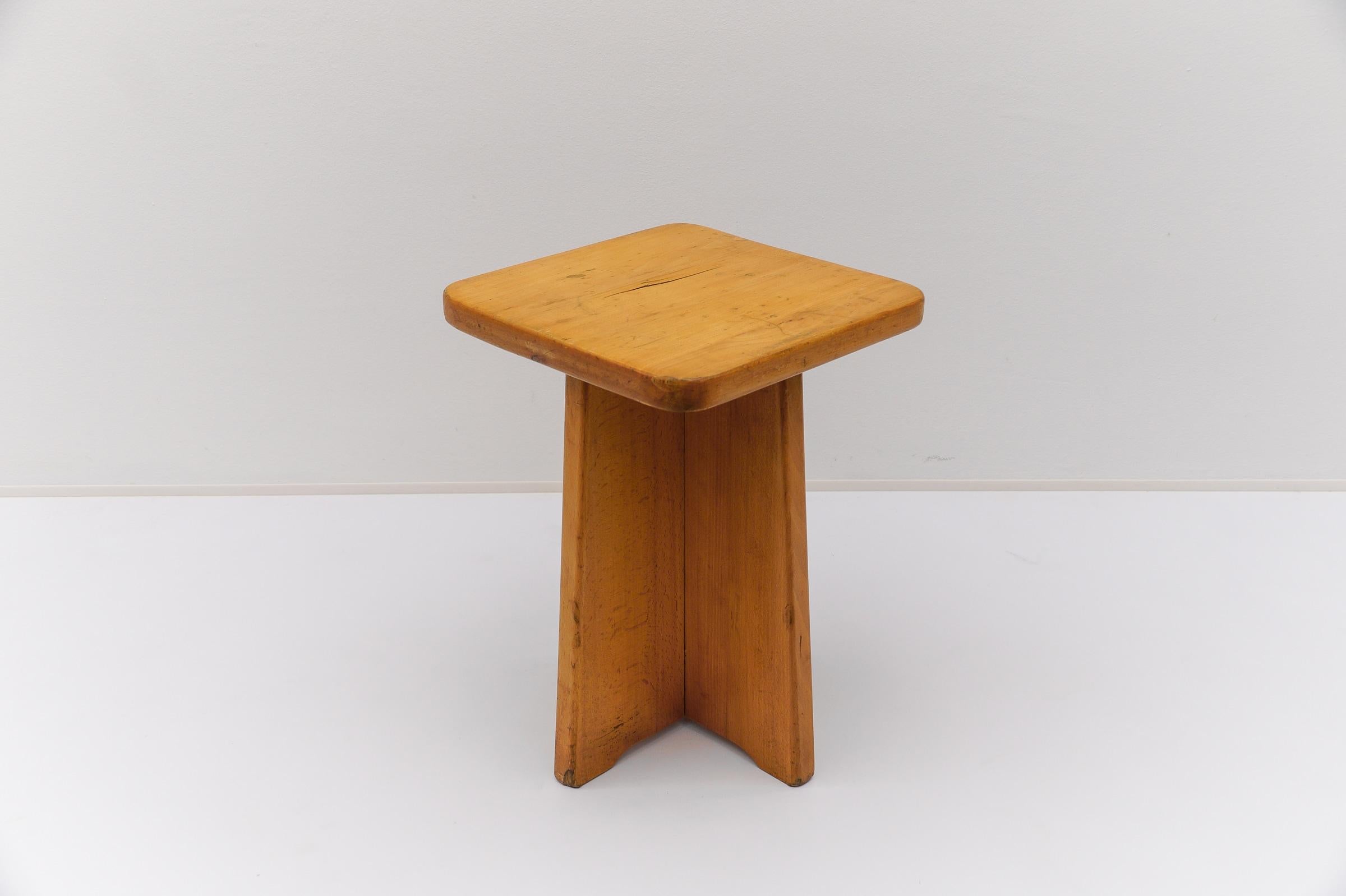 Set of 6 Oak Stools in the Style of Pierre Chapo, France, 1960s In Good Condition For Sale In Nürnberg, Bayern