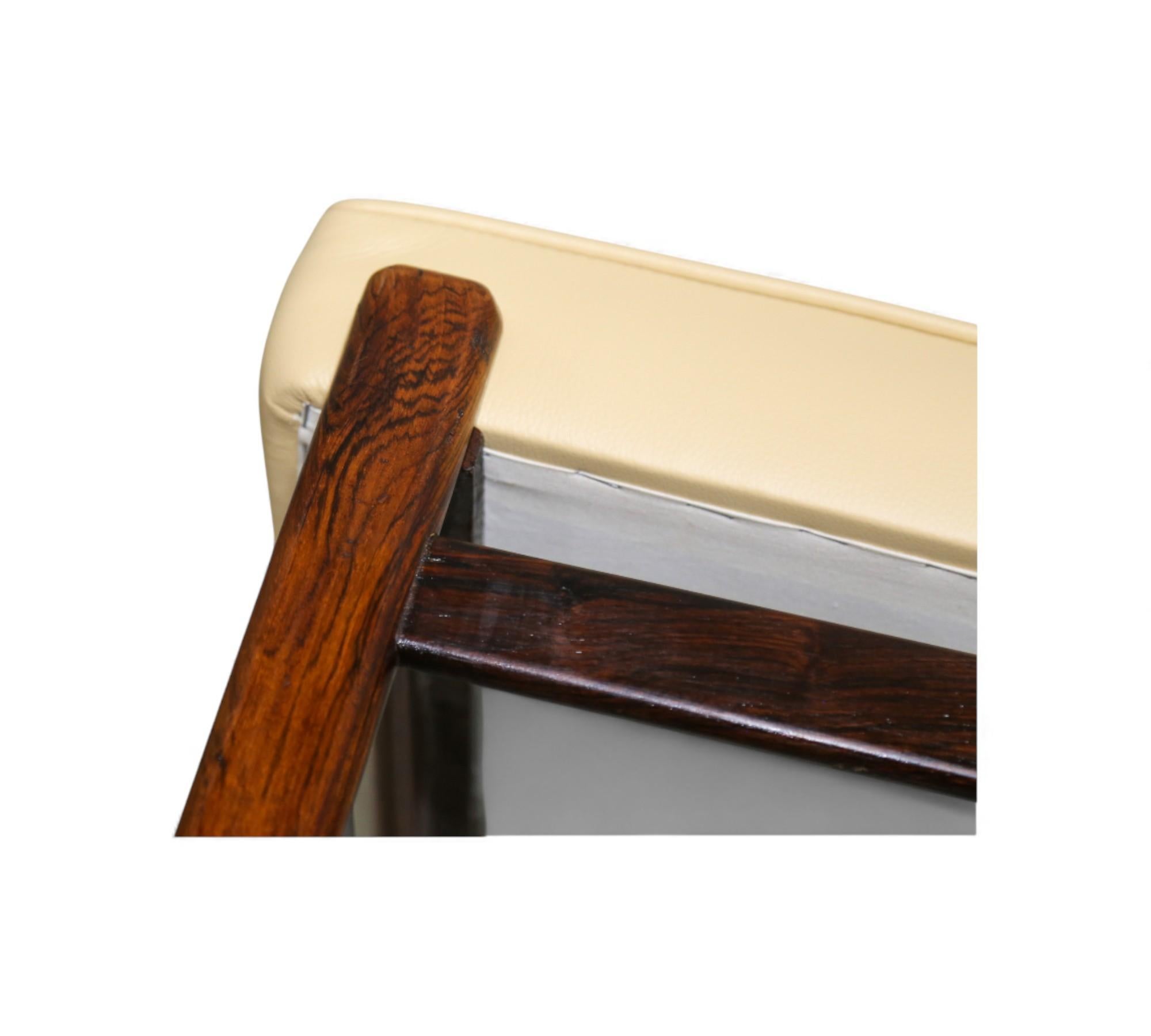 Set of 6 of “Marco” Chairs in Hardwood & Leather, Sergio Rodrigues, 1960s in vendita 1