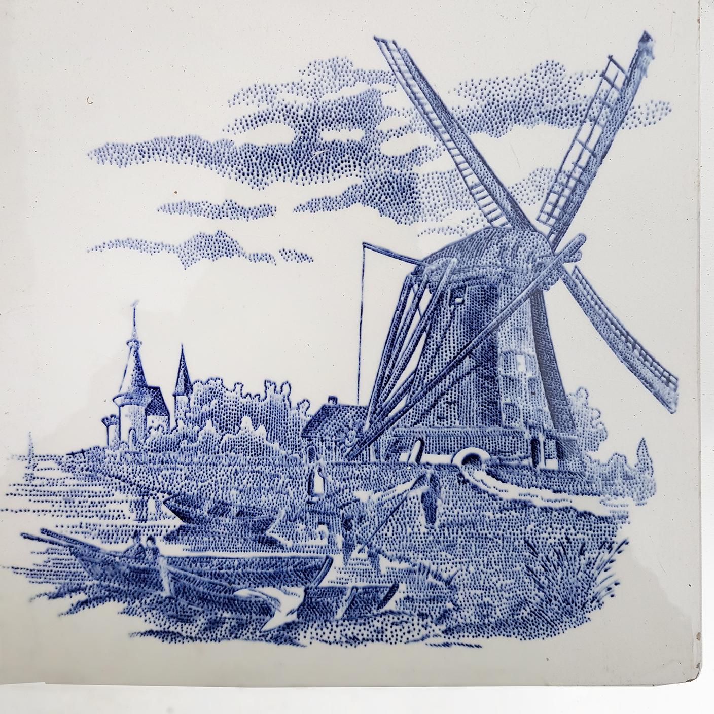Satz von 6 insgesamt 120 niederländischen blauen Keramikfliesen von Gilliot Hemiksen, 1930er Jahre (Glasiert) im Angebot