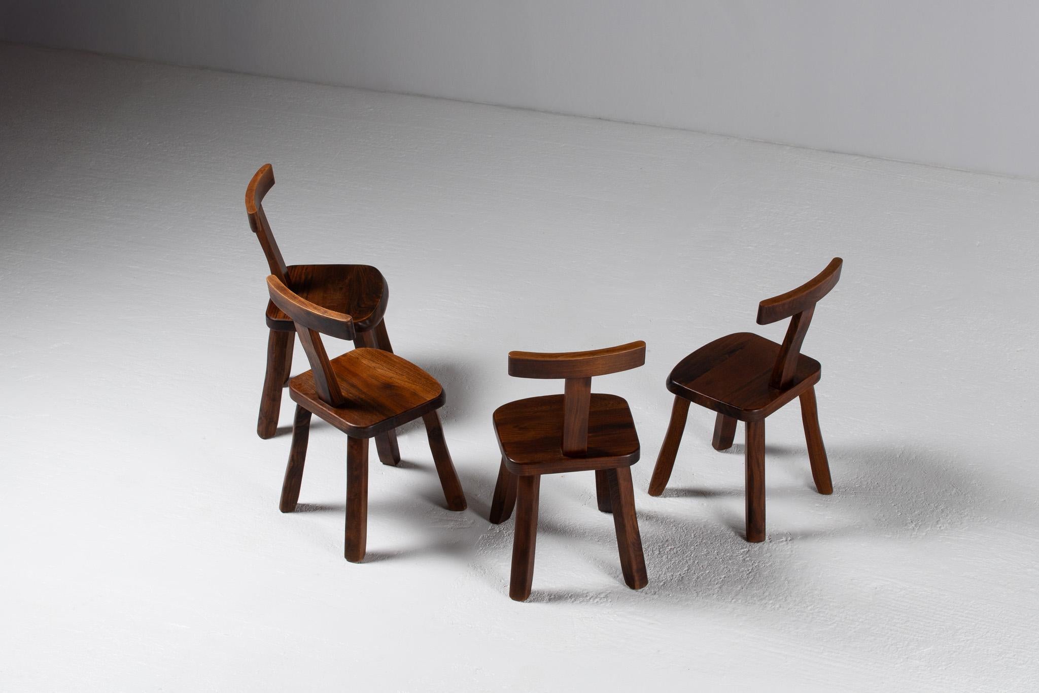 Milieu du XXe siècle Set of 6 Olavi Hänninen Solid Wood Chairs - T chairs en vente