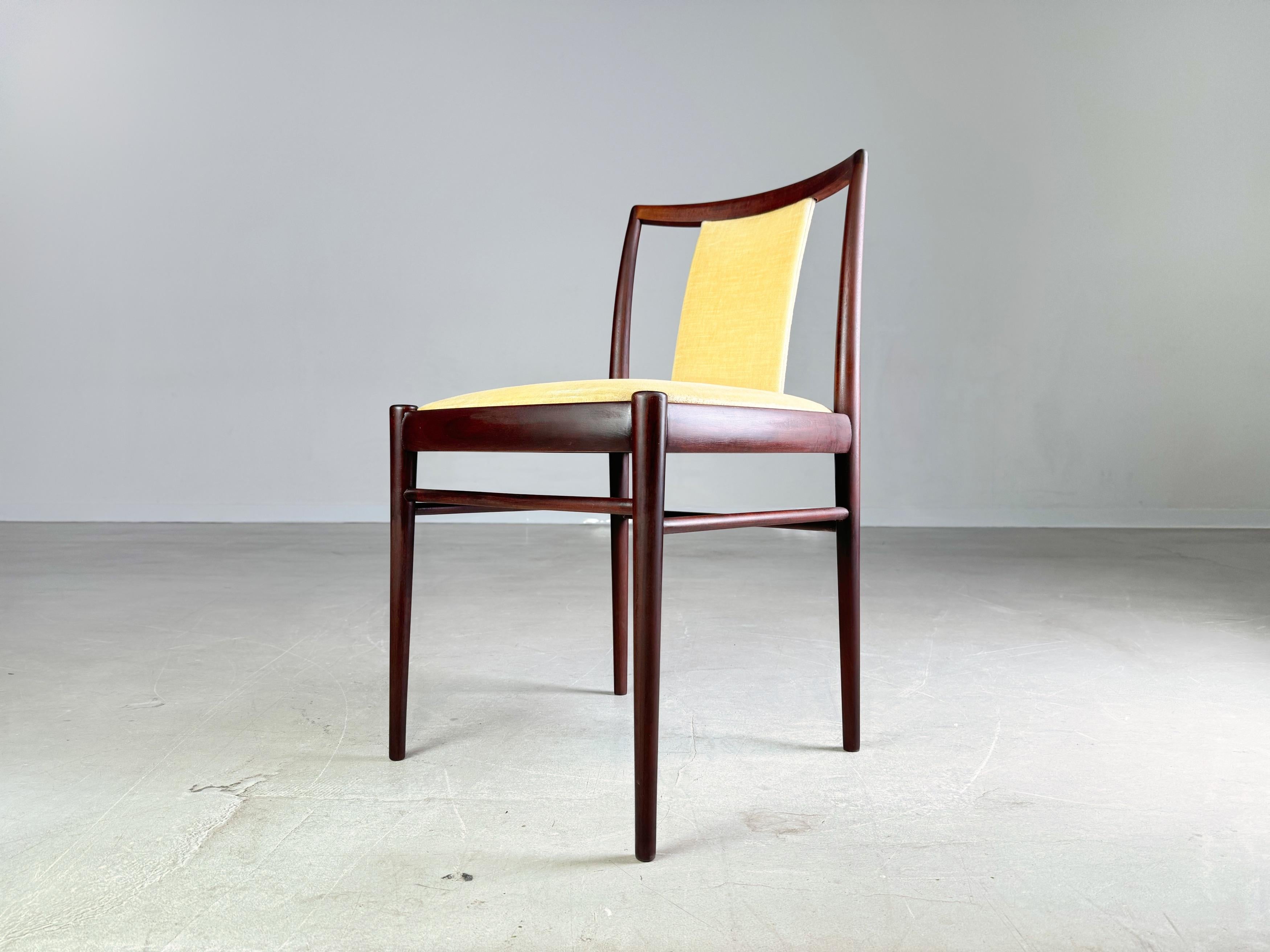 Set of 6 original vintage Mid Century chairs Benze 1960s For Sale 5