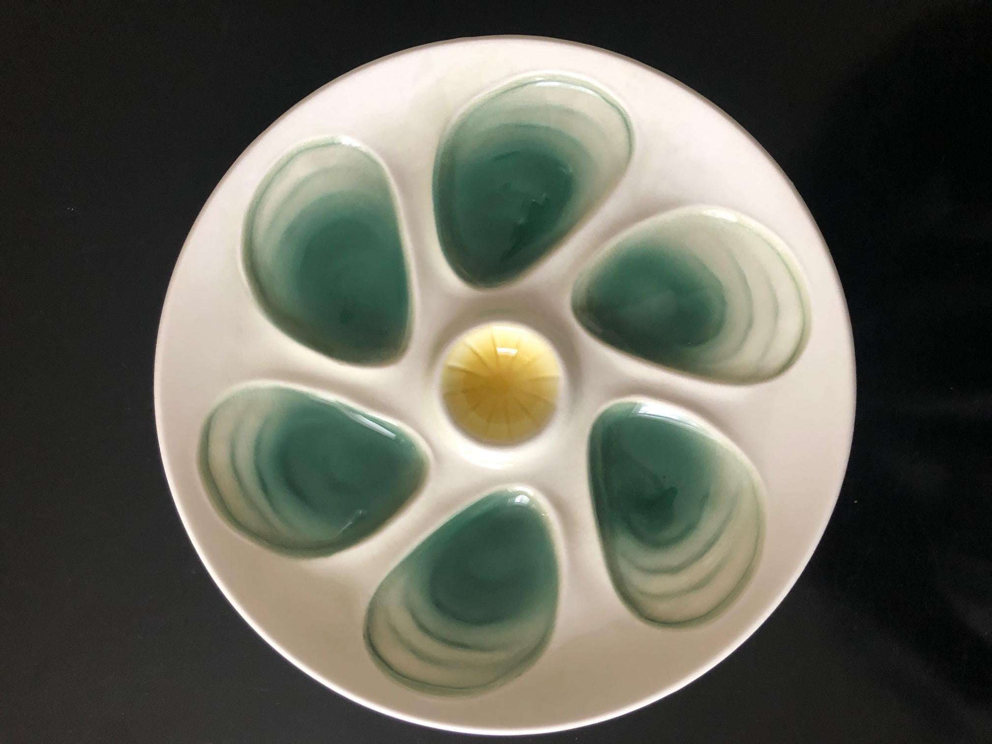 Mid-Century Modern Set of 6 Oyster Plates from Salins, France