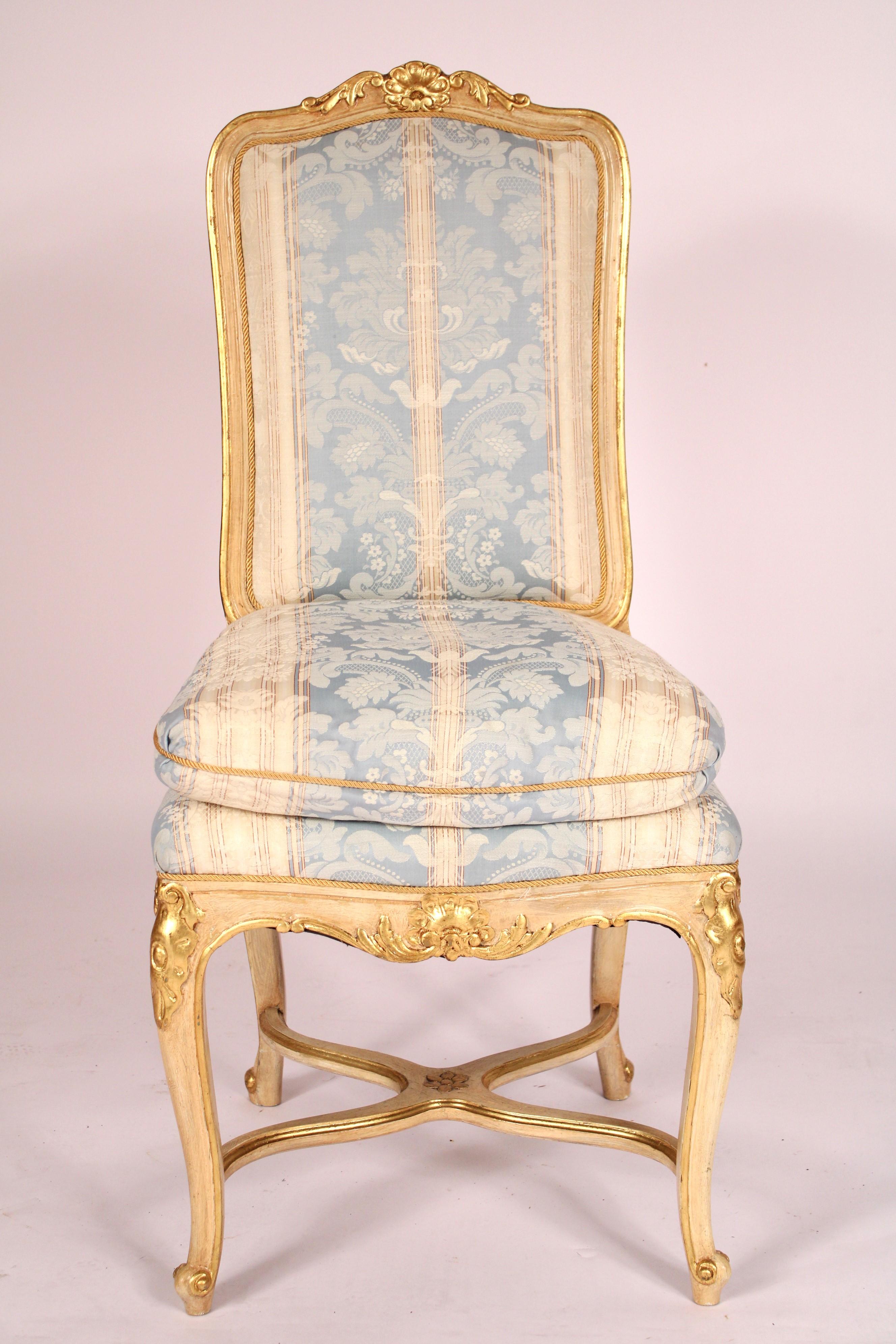 Louis XV Set of 6 Painted and Gilt Decorated Dining Room Chairs For Sale
