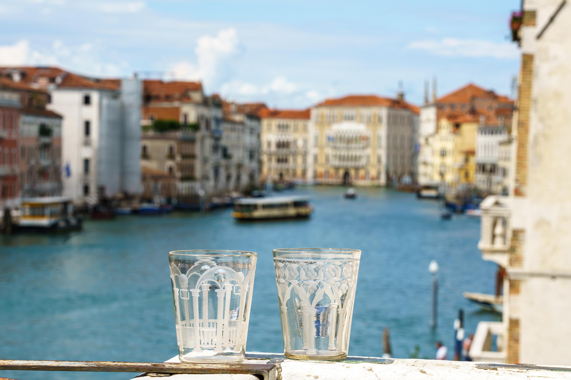 Contemporary Set of 6 PALAZZO glasses engraved, by Giberto Venezia For Sale