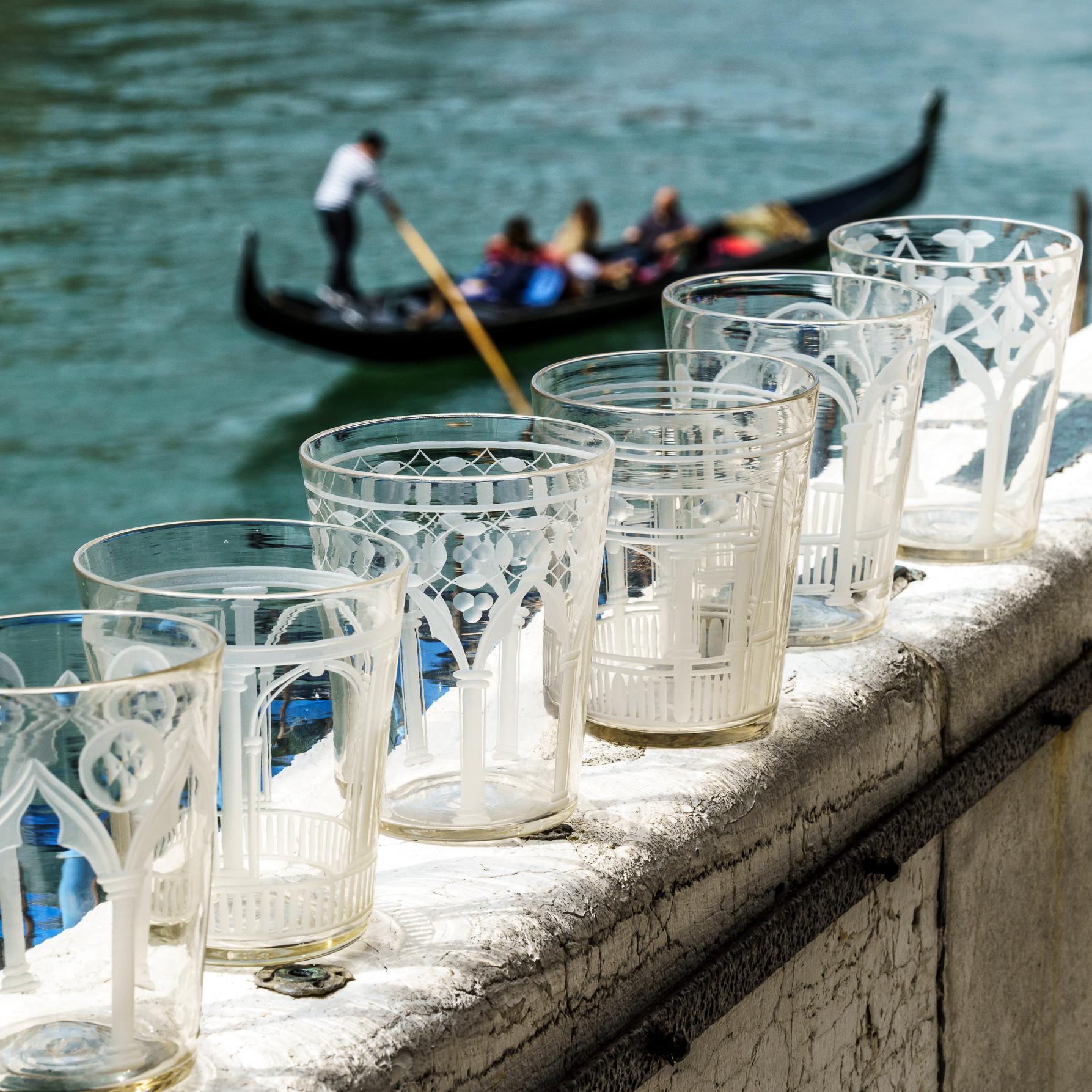 Set of 6 PALAZZO glasses engraved, by Giberto Venezia For Sale 2