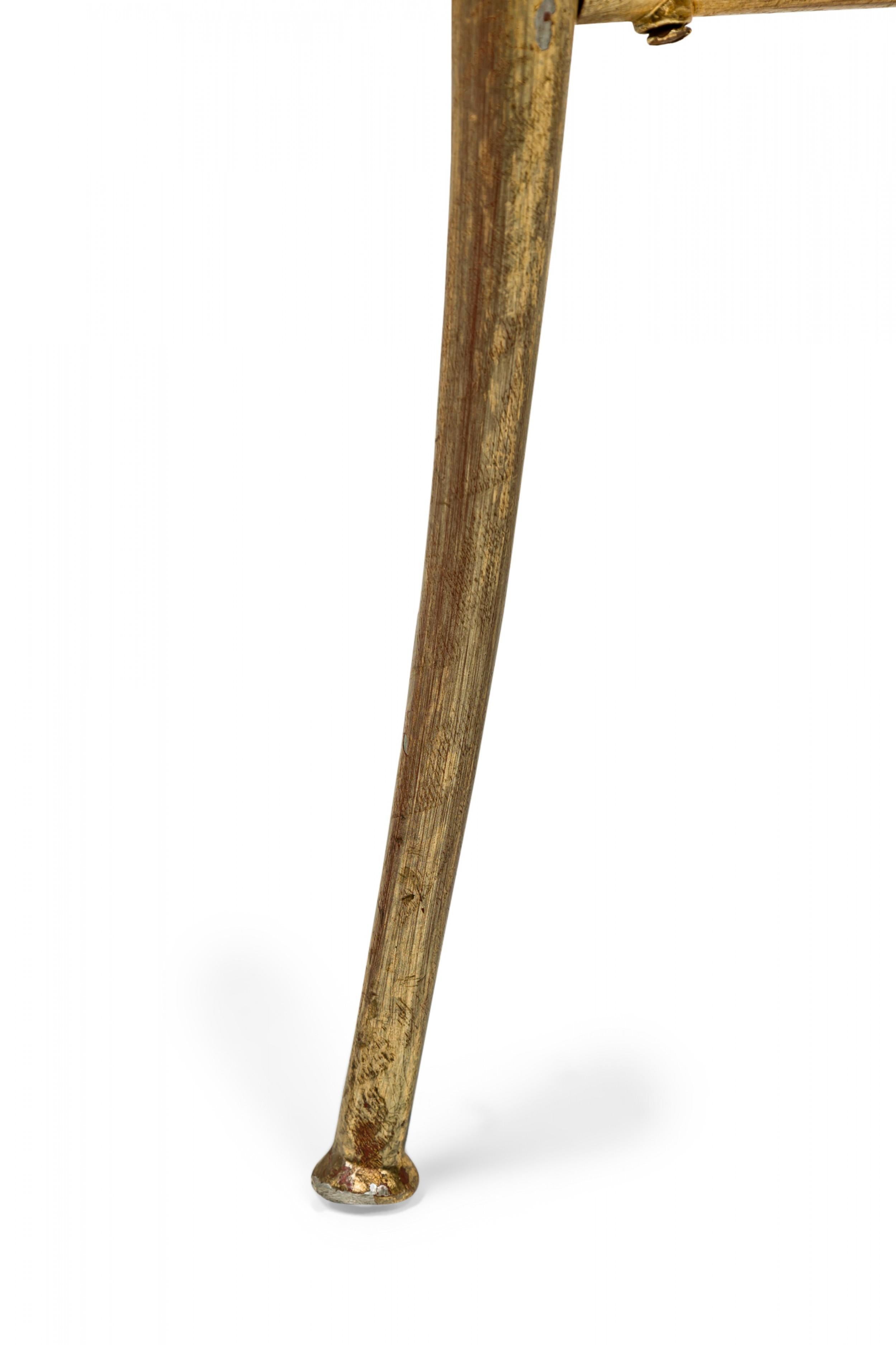 Tessuto Set di 6 sedie da pranzo Palladio con struttura in legno, argento e foglia d'oro in vendita