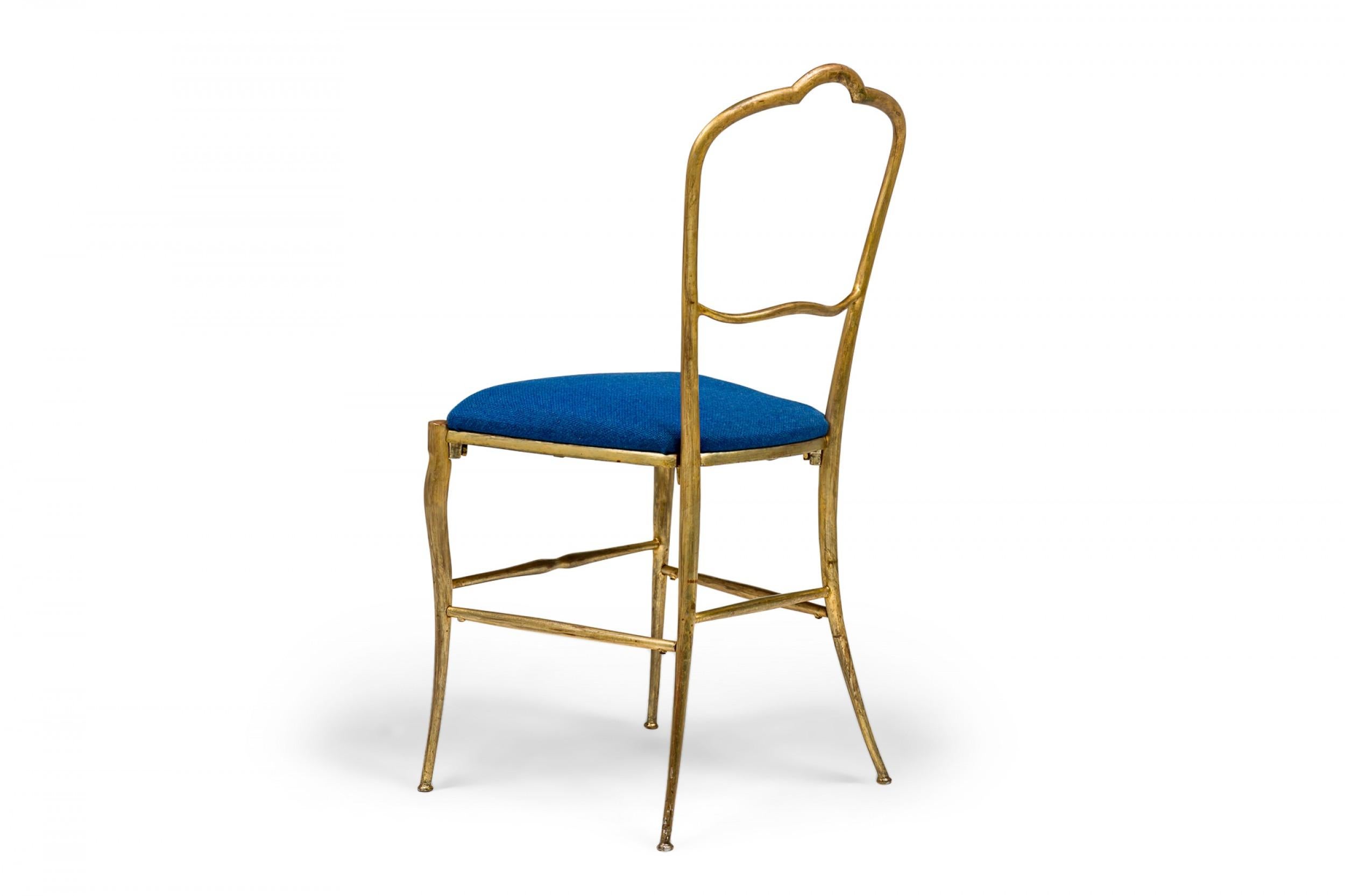 Legno curvato Set di 6 sedie da pranzo Palladio con struttura in legno, argento e foglia d'oro in vendita