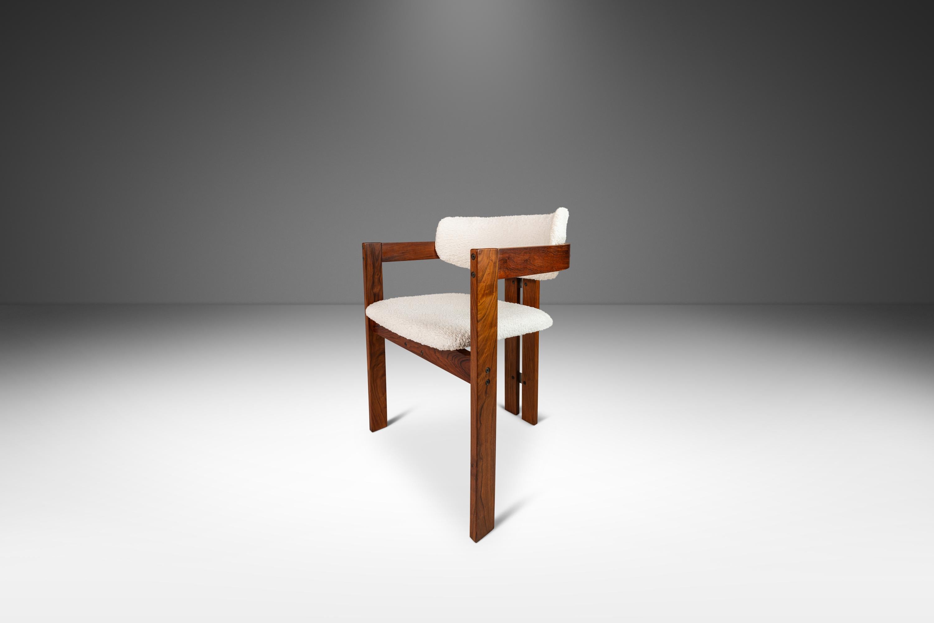 Set of 6 Pamplona Dining Chairs Rosewood & Bouclé After Augusto Savini, c. 1970s In Good Condition For Sale In Deland, FL