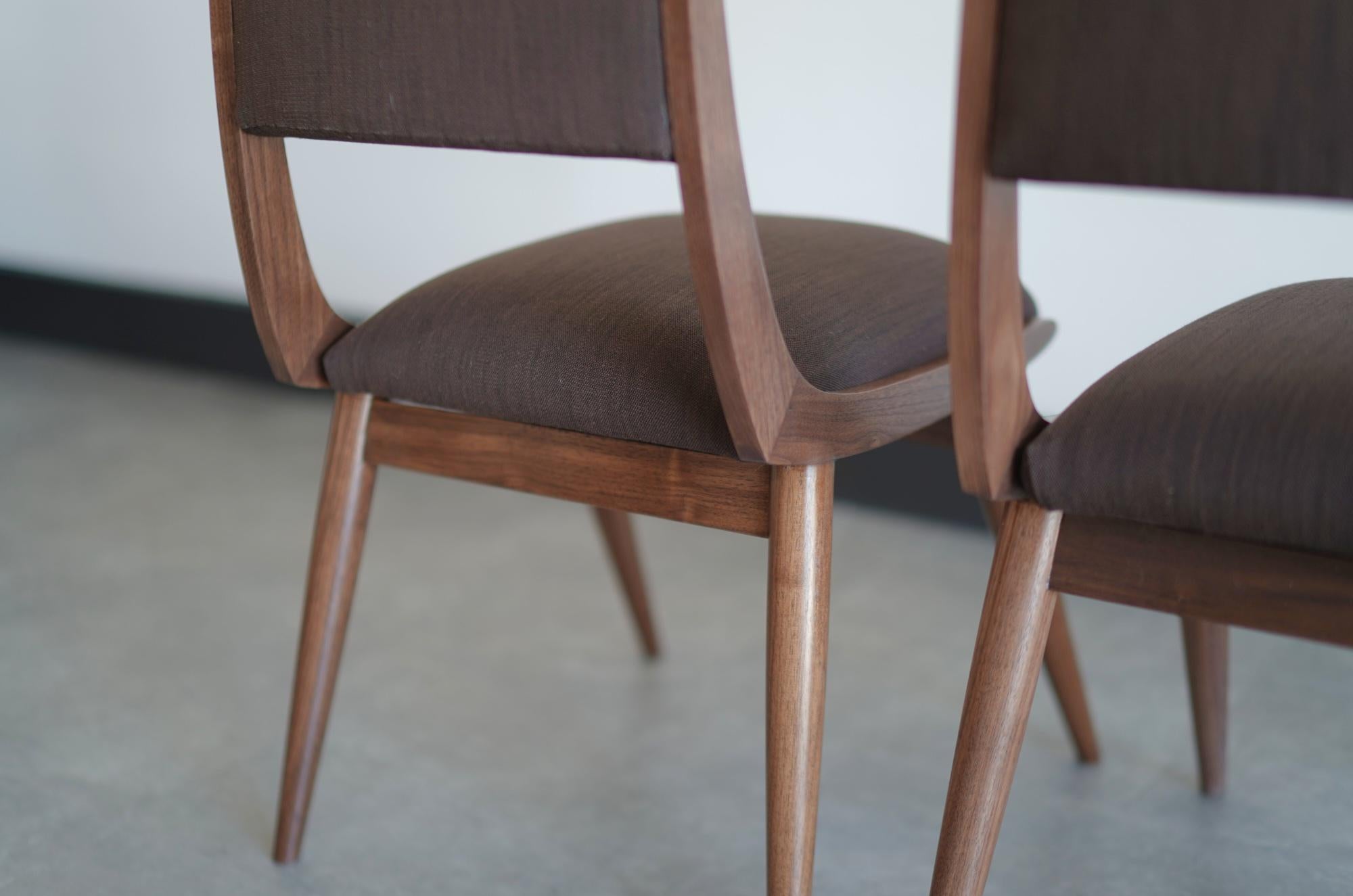 Chêne Ensemble de 6 chaises de salle à manger Parisiano en noyer naturel en vente