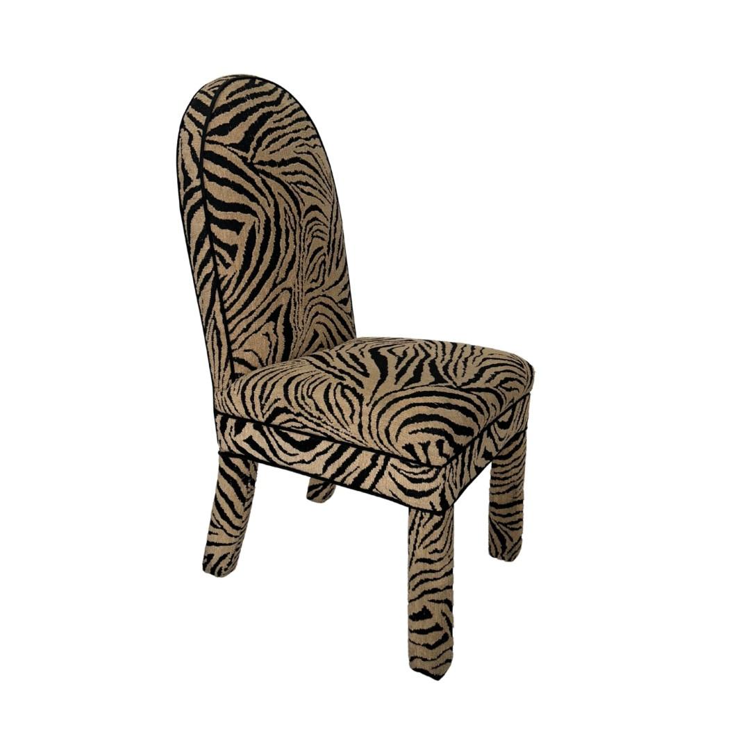 Post-Modern Set of 6 Parson Style Zebra Dining Chairs For Sale