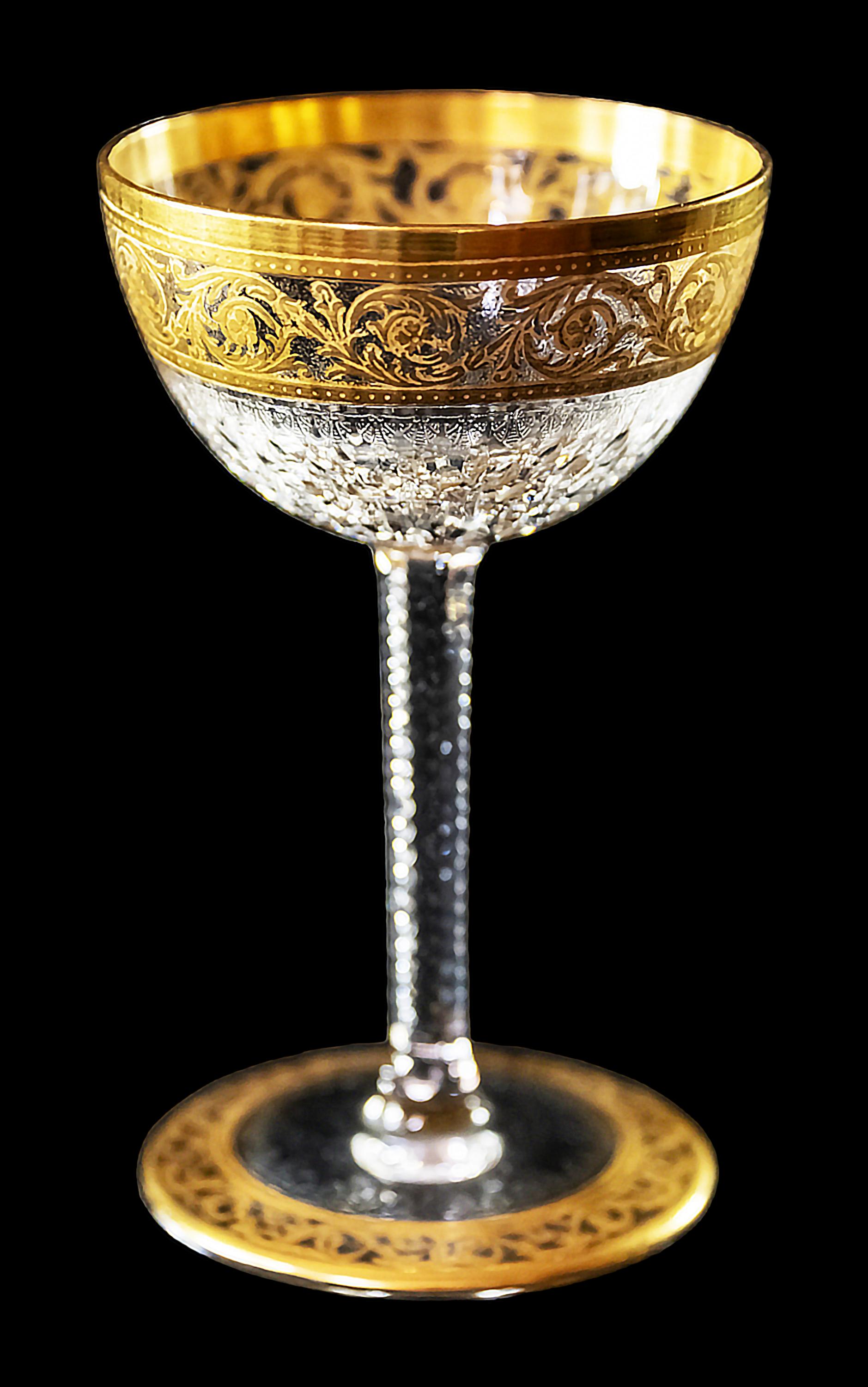 Français Jeu de 6 pièces. Carafe française en cristal Saint Louis avec verres à cherry en vente