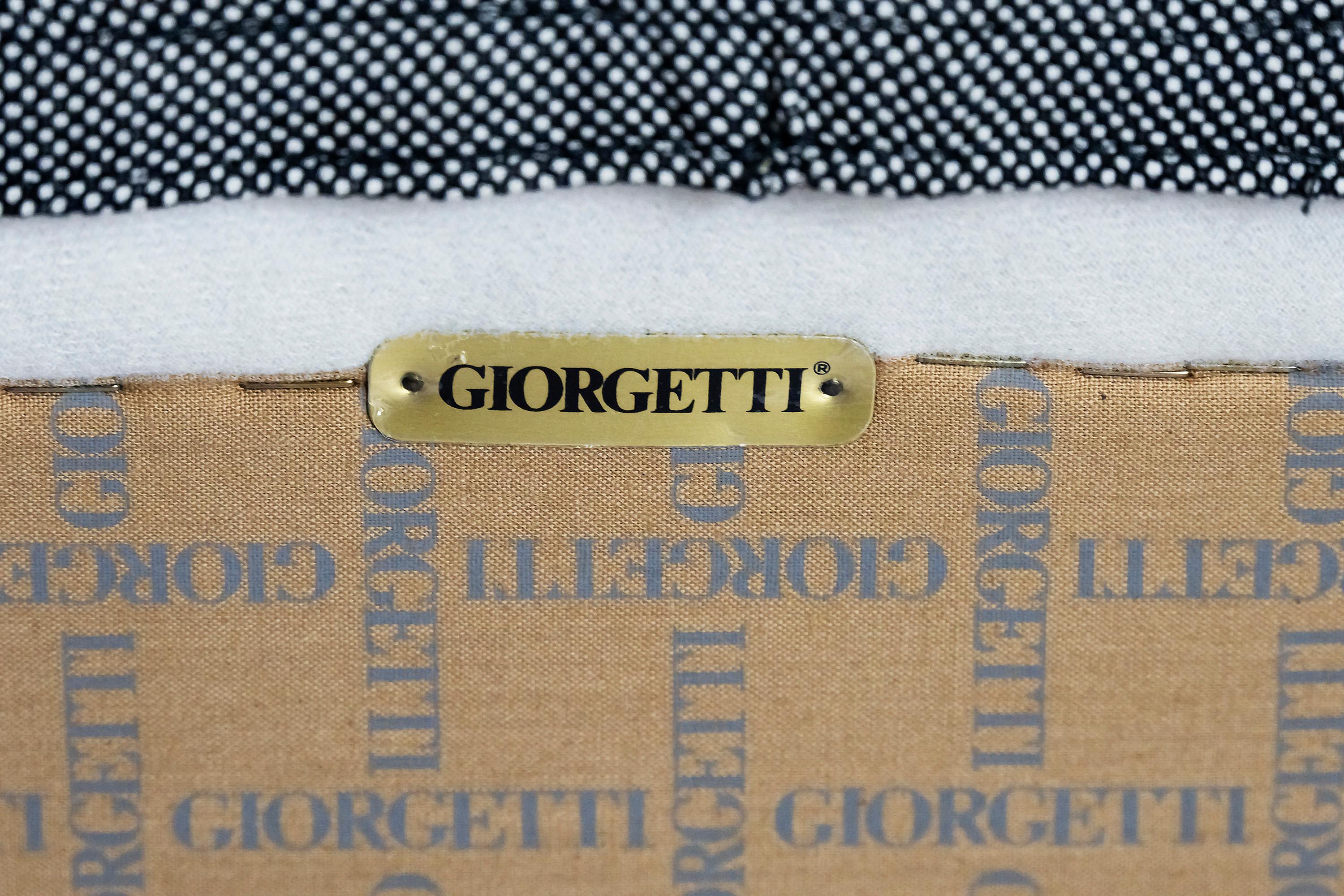 Textile Jeu de 6 pièces. Fauteuils Giorgetti Progetti d'Umberto Asnago en vente