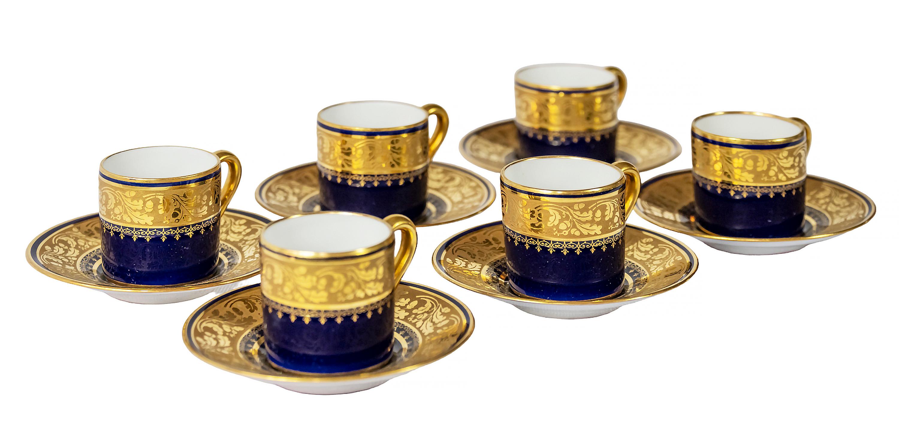 https://a.1stdibscdn.com/set-of-6-pcs-limoges-porcelain-espresso-cups-for-sale-picture-2/f_40593/f_355010721690884624538/L23_0946_master.jpg