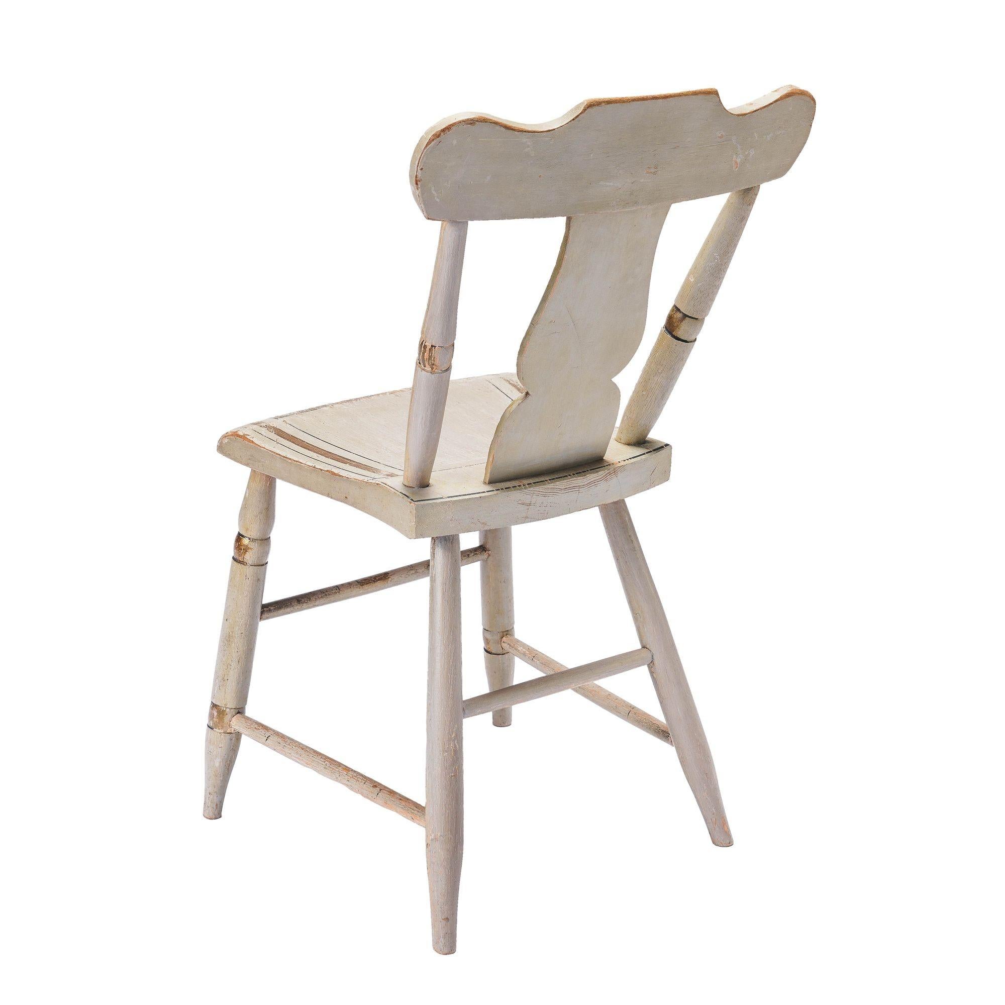 Bois Ensemble de 6 chaises latérales en bois de Pennsylvanie avec décorations florales, C.I.C. en vente