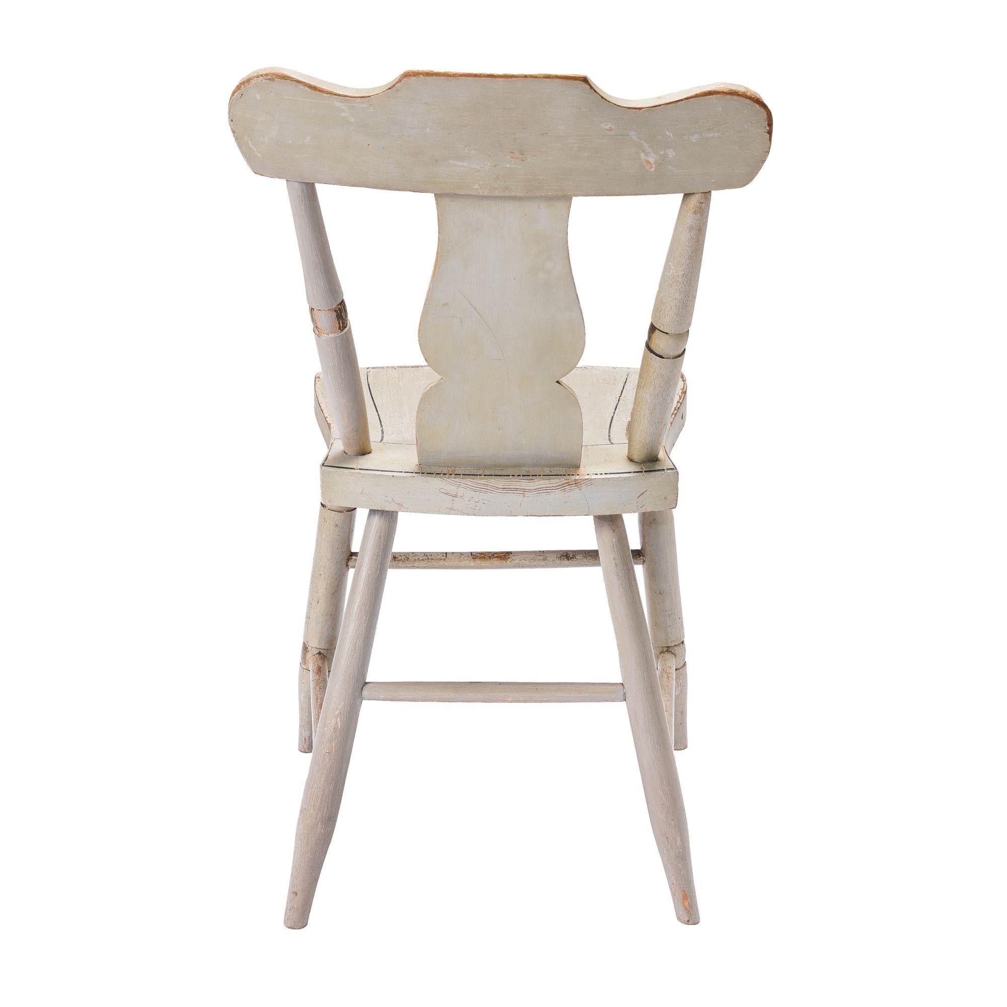 Ensemble de 6 chaises latérales en bois de Pennsylvanie avec décorations florales, C.I.C. en vente 1