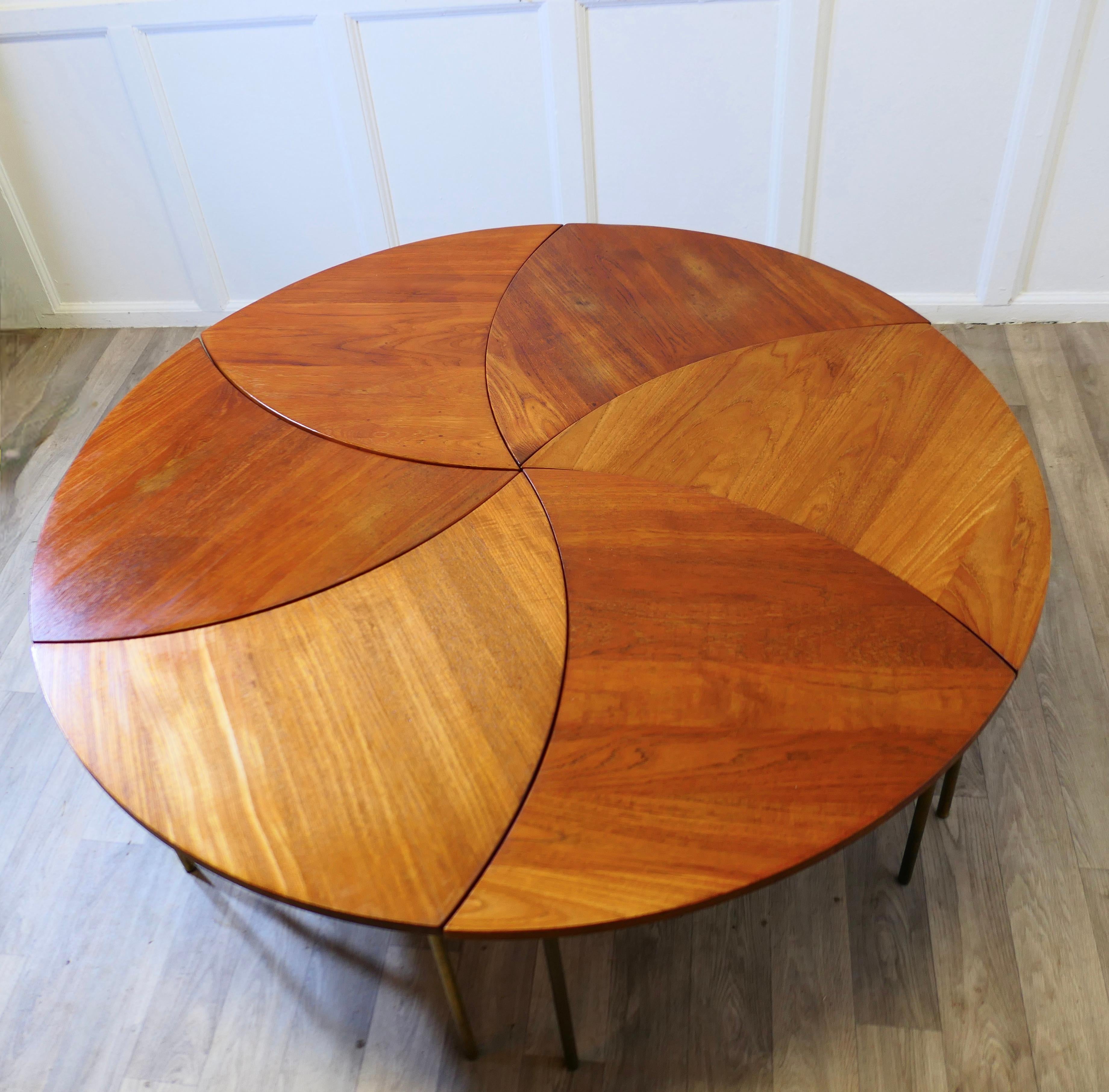 Set of 6 Peter Hvidt Design Pinwheel Tables  Brilliant design by Peter Hvidt 2