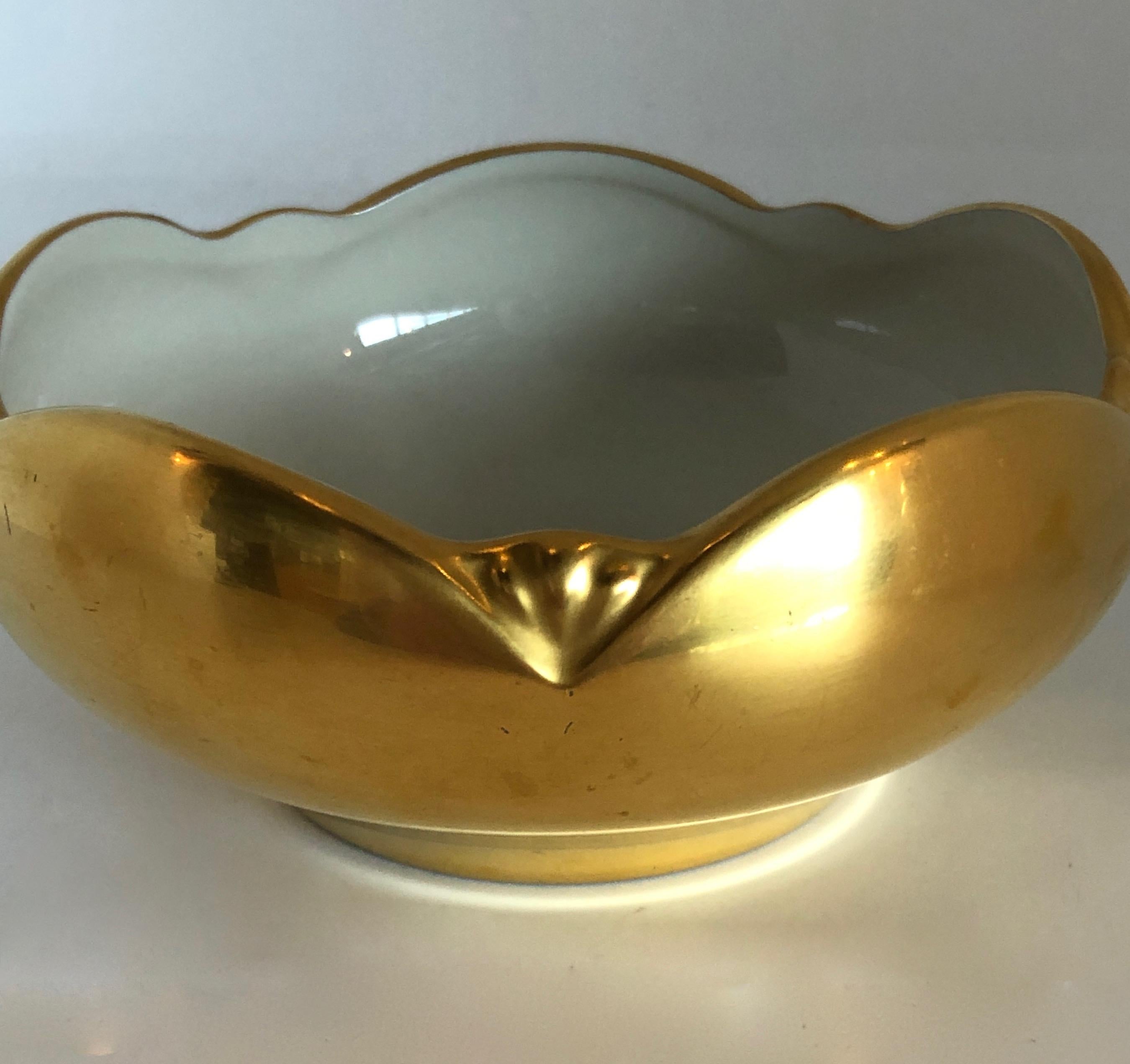 Set of 6 Picard Hand Decorated Ensemble Gold and White Interior Porcelain Bowls For Sale 6