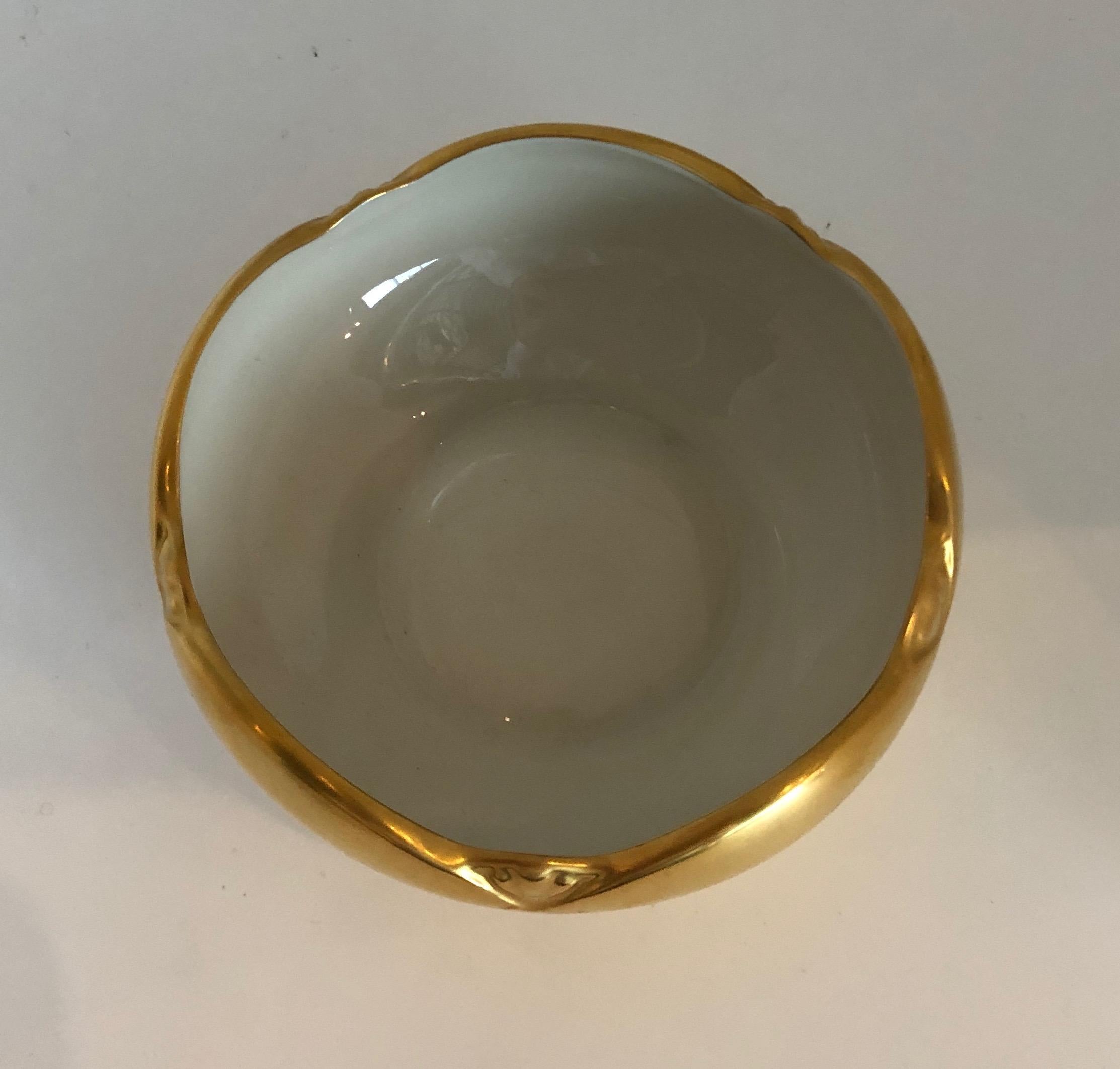 Set of 6 Picard Hand Decorated Ensemble Gold and White Interior Porcelain Bowls For Sale 9