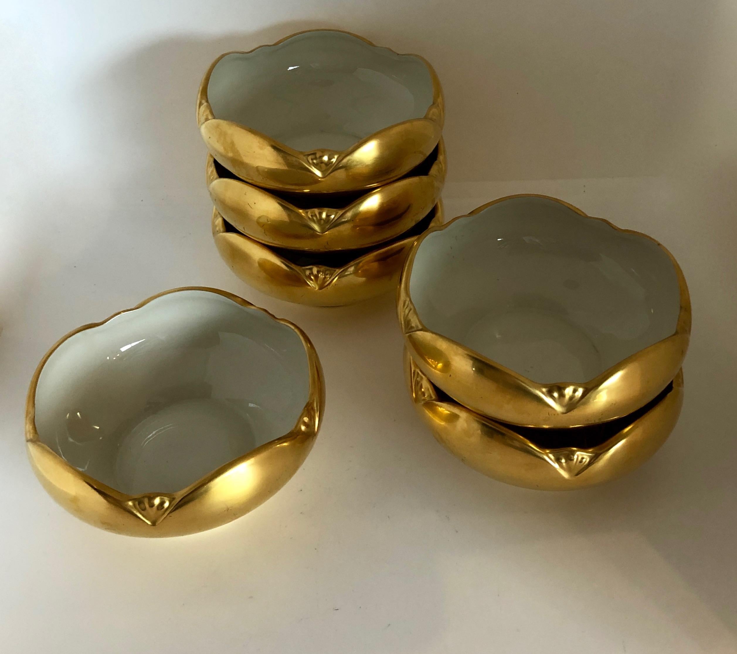 20th Century Set of 6 Picard Hand Decorated Ensemble Gold and White Interior Porcelain Bowls For Sale