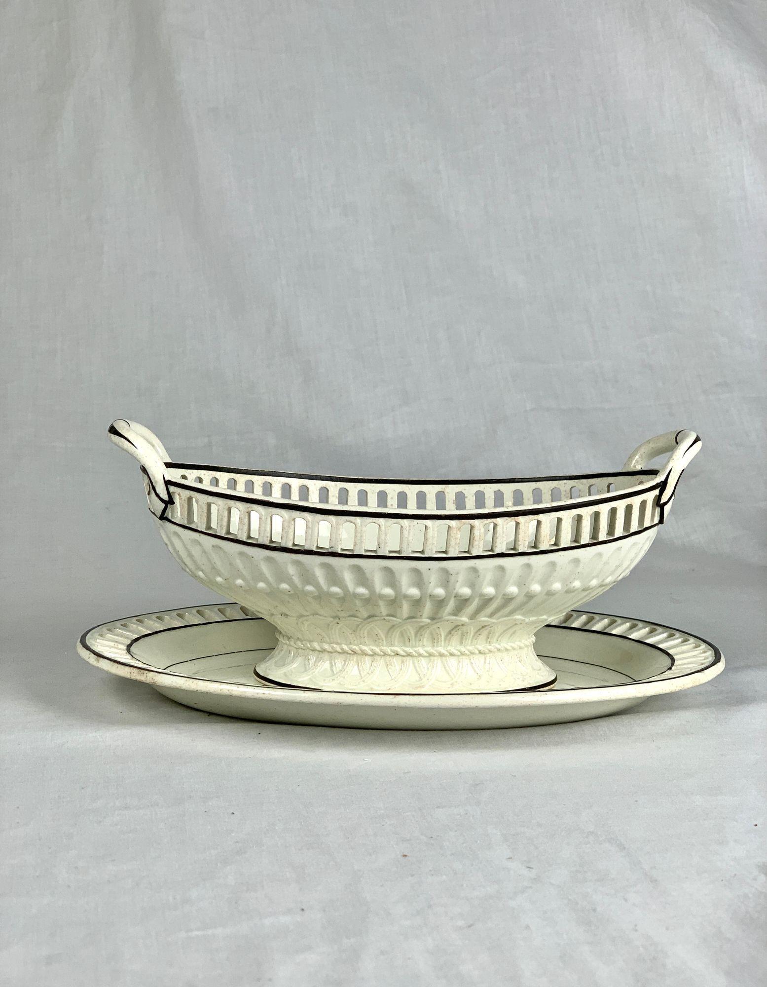 Country Ensemble de 6 pièces de vaisselle anglaise ancienne du 18e et du début du 19e siècle avec garniture Brown en vente