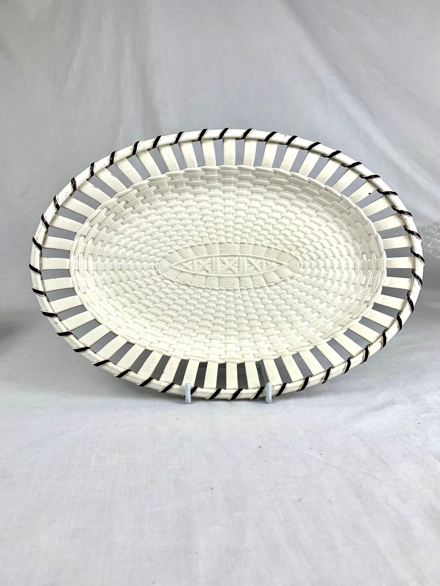 Ensemble de 6 pièces de vaisselle anglaise ancienne du 18e et du début du 19e siècle avec garniture Brown en vente 2