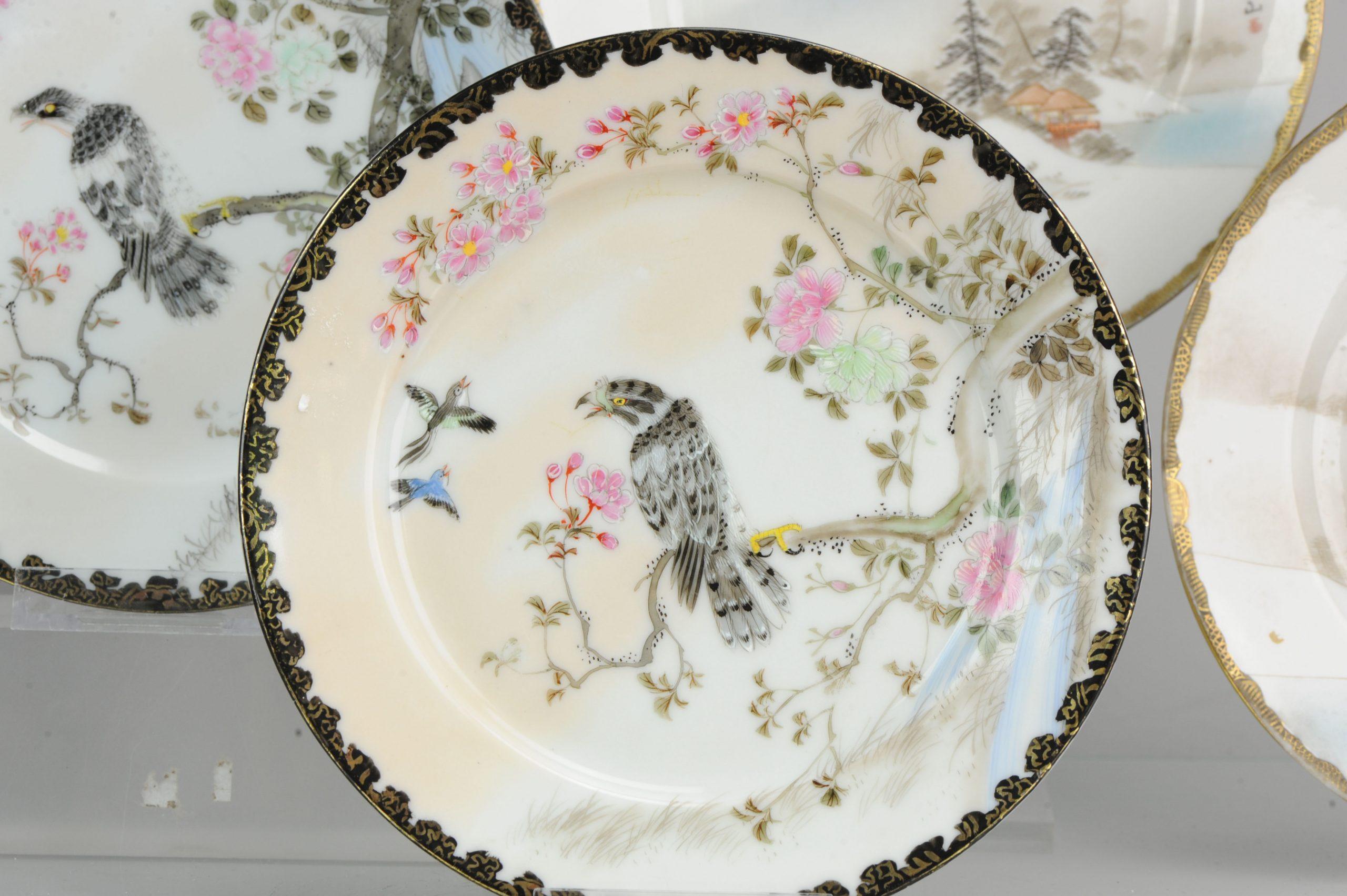 Eat your cakes or sandwiches in style with these lovley Japanes handpainted porcelain plates.

Additional information:
Material: Porcelain & Pottery
Type: Plates
Region of Origin: Japan
Period: 20th century
Condition: Overall Condition 4x Perfect.
