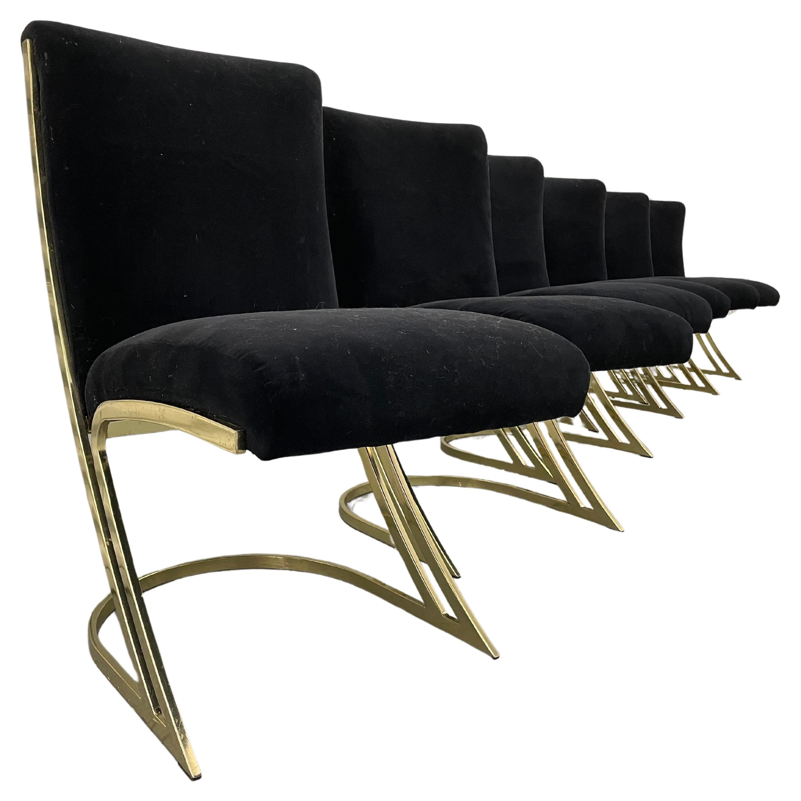 Juego de 6 sillas de comedor Pierre Cardin de latón y terciopelo negro, años 70 Latón