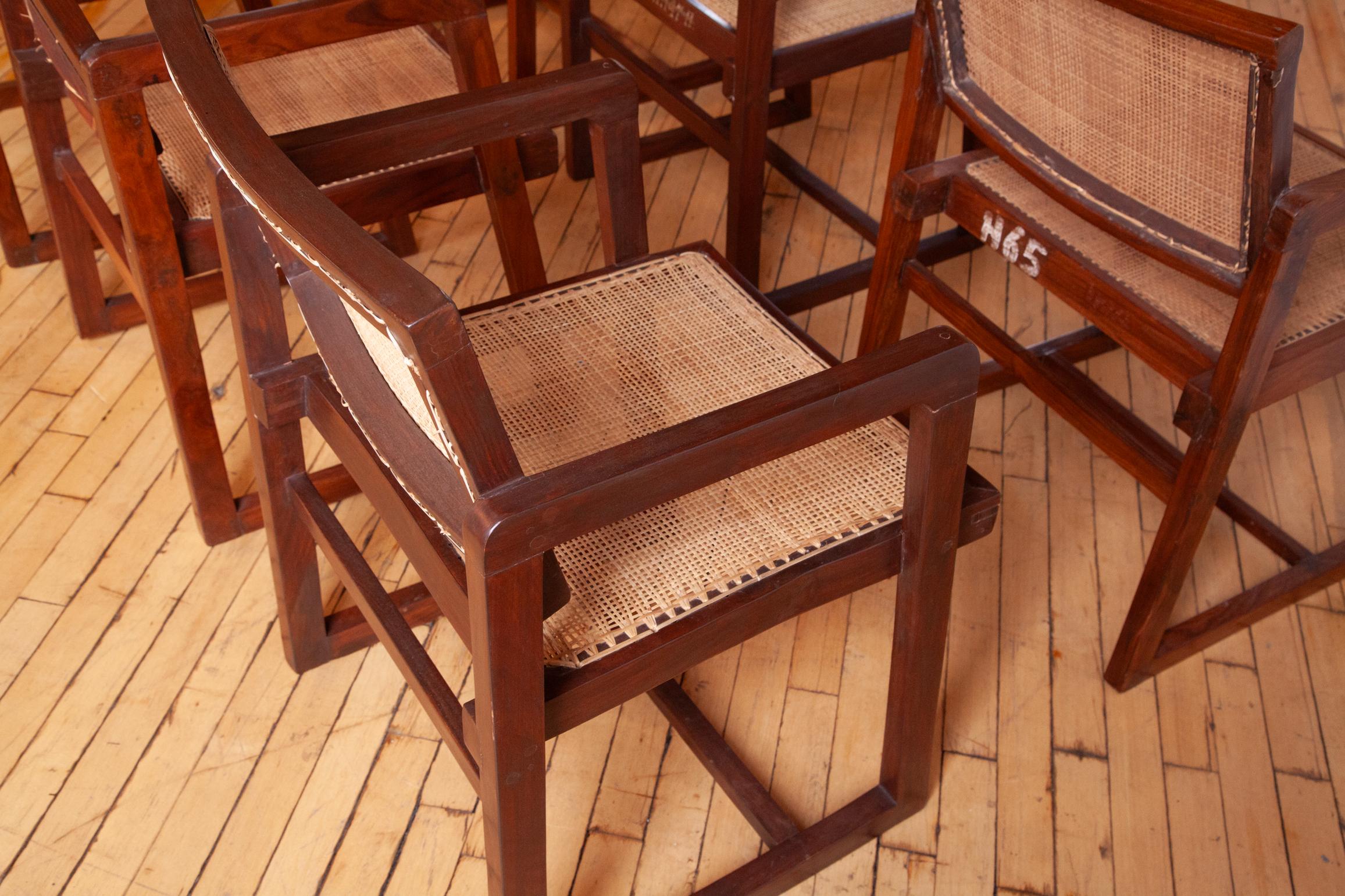 Ensemble de 6 fauteuils boîte Pierre Jeanneret en vente 5