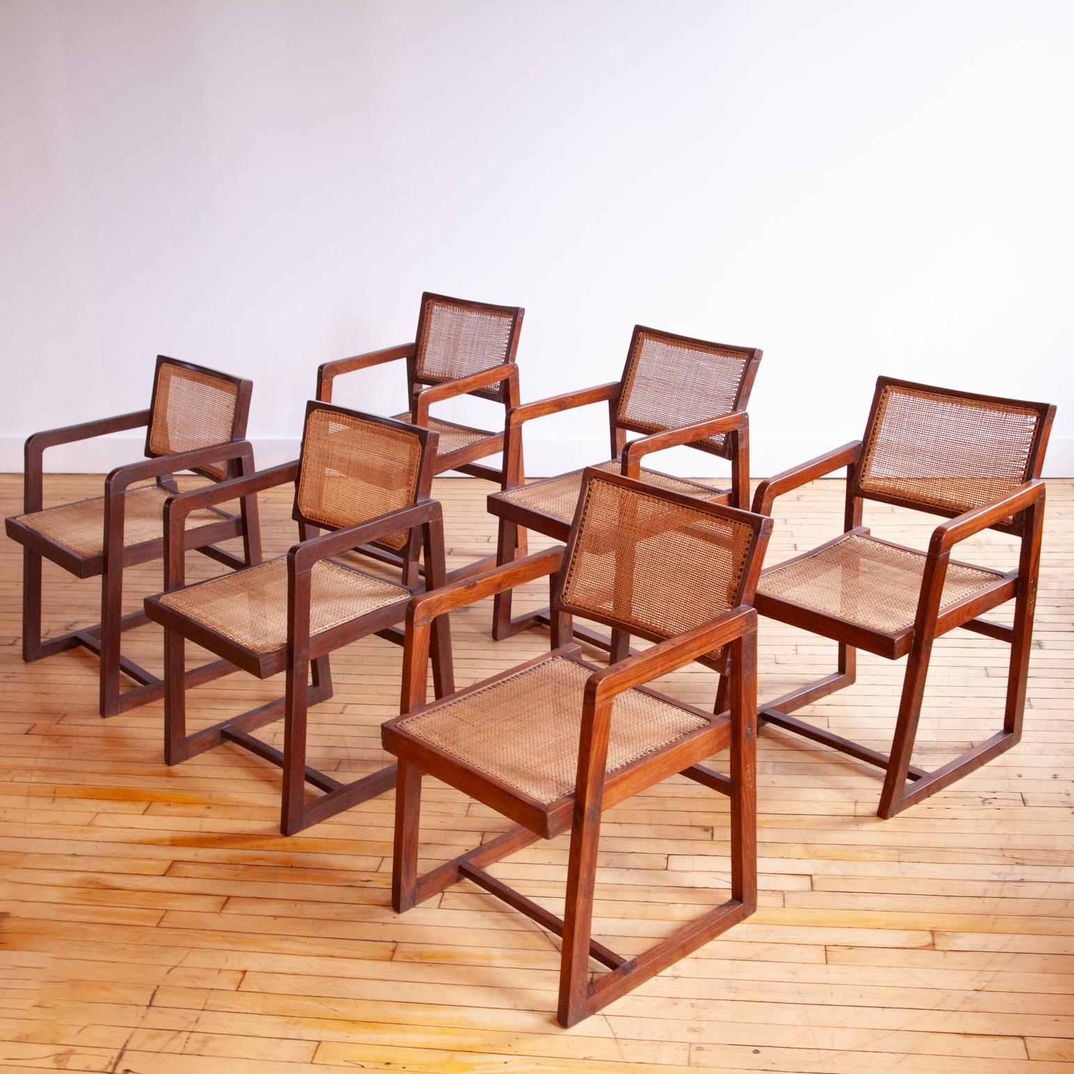Ensemble de 6 fauteuils boîte Pierre Jeanneret en vente 10