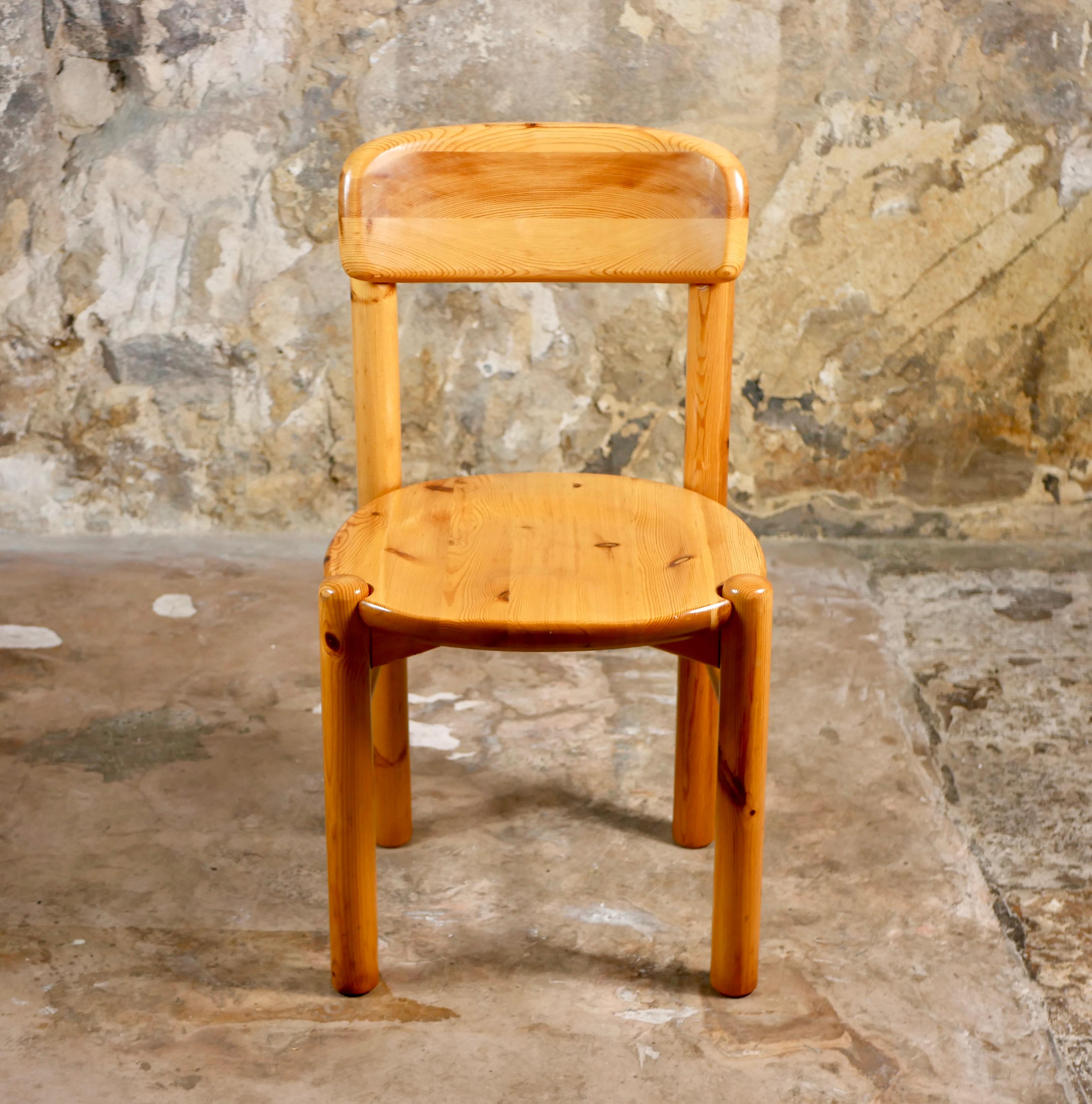 Milieu du XXe siècle Ensemble de 6 chaises en pin par Rainer Daumiller pour Hirsthals Savvaerk, Danemark, années 1960 en vente