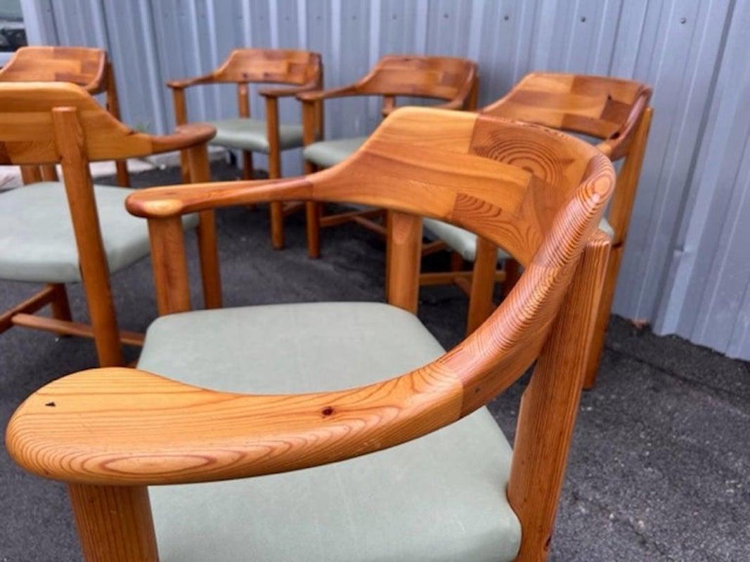 Set of 6 Pine Dining Chairs by Rainer Daumiller In Good Condition For Sale In San Antonio, TX