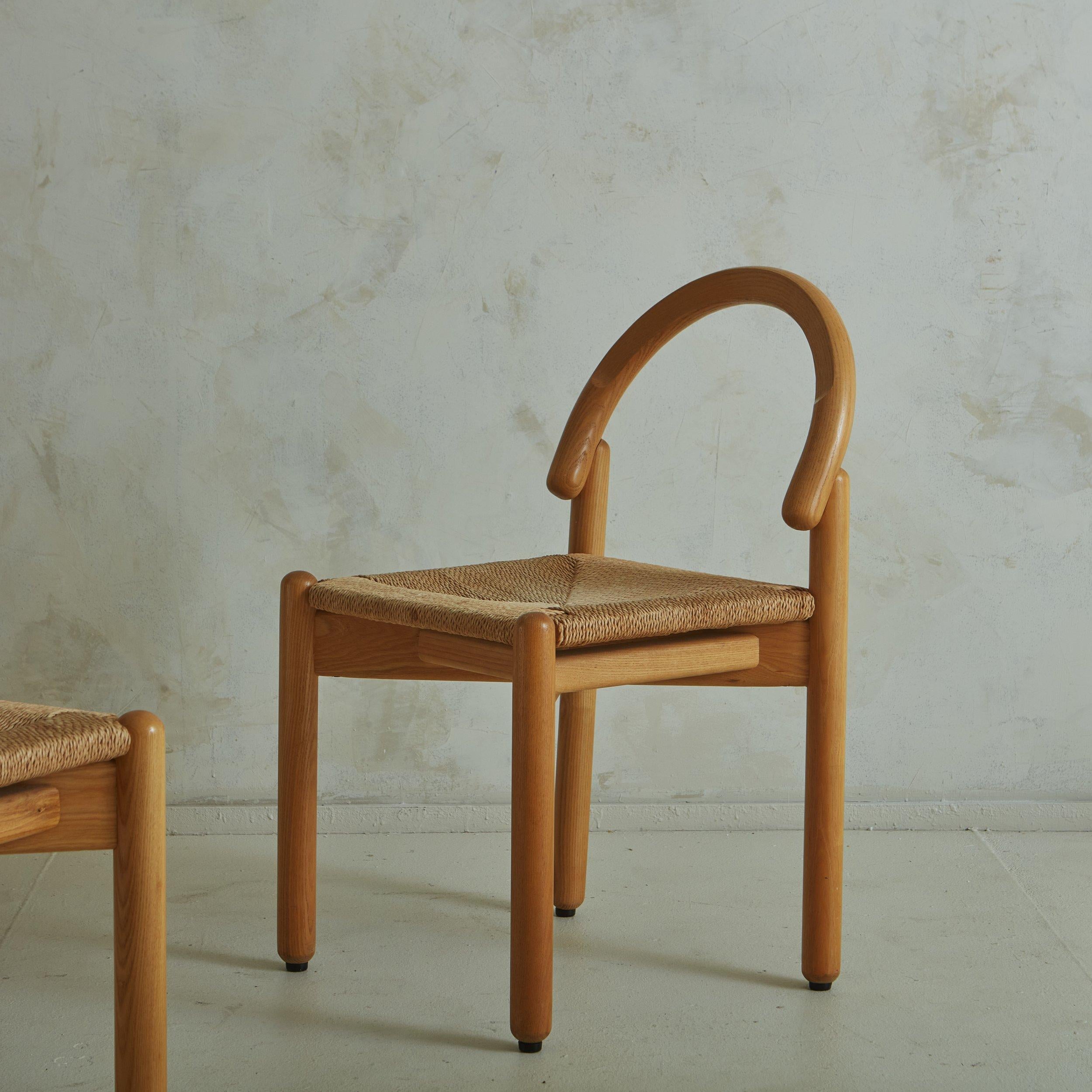 Set of 6 Pine Dining Chairs with Rope Seats Attributed to Alberto Churba In Good Condition For Sale In Chicago, IL