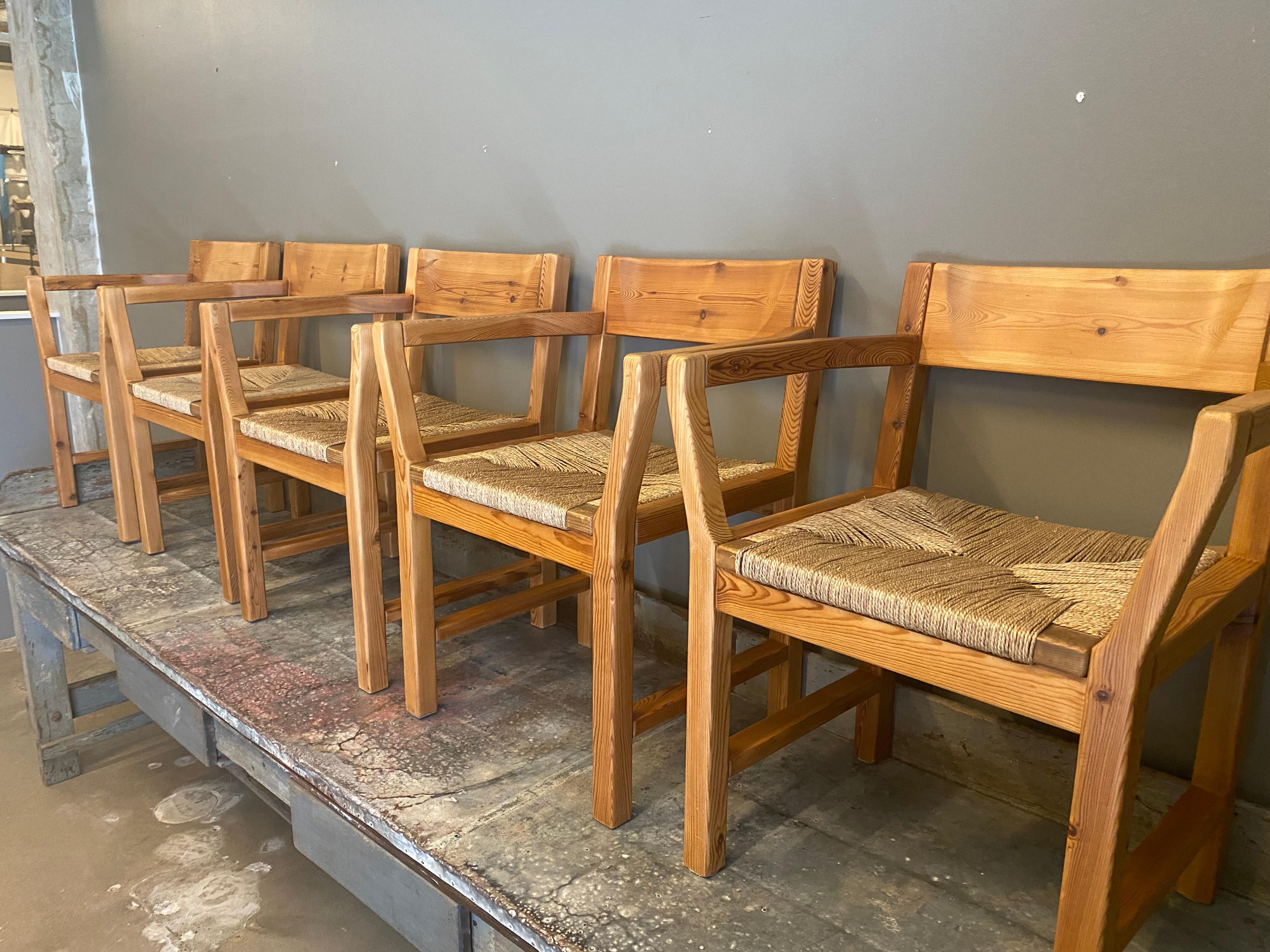 Set of 6 Pine & Rush Dining Chairs, Scandinavian Modern, 1970's In Good Condition In Austin, TX
