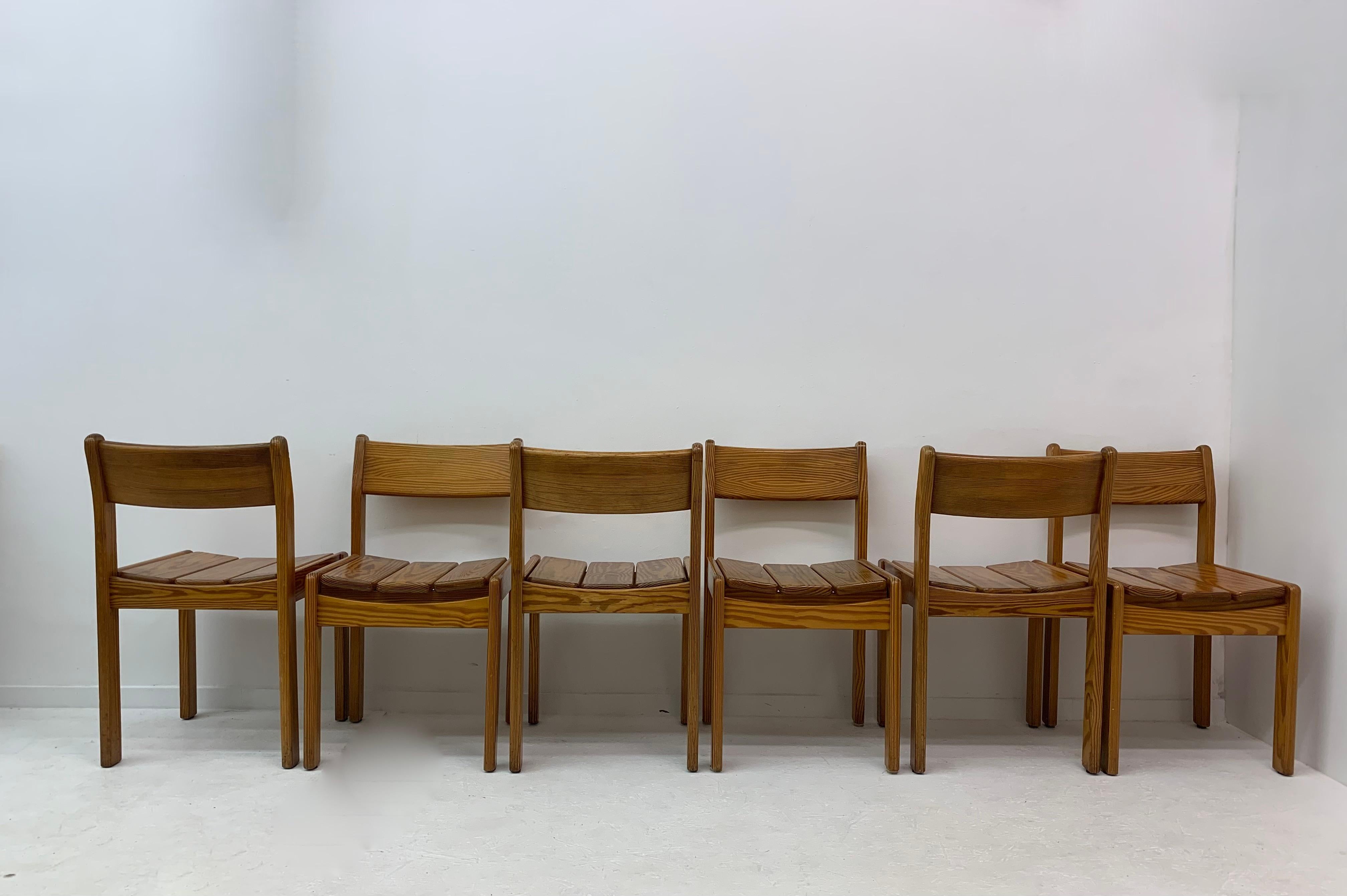 Set of 6 Pine Wood Dining Chairs, 1970’s For Sale 10