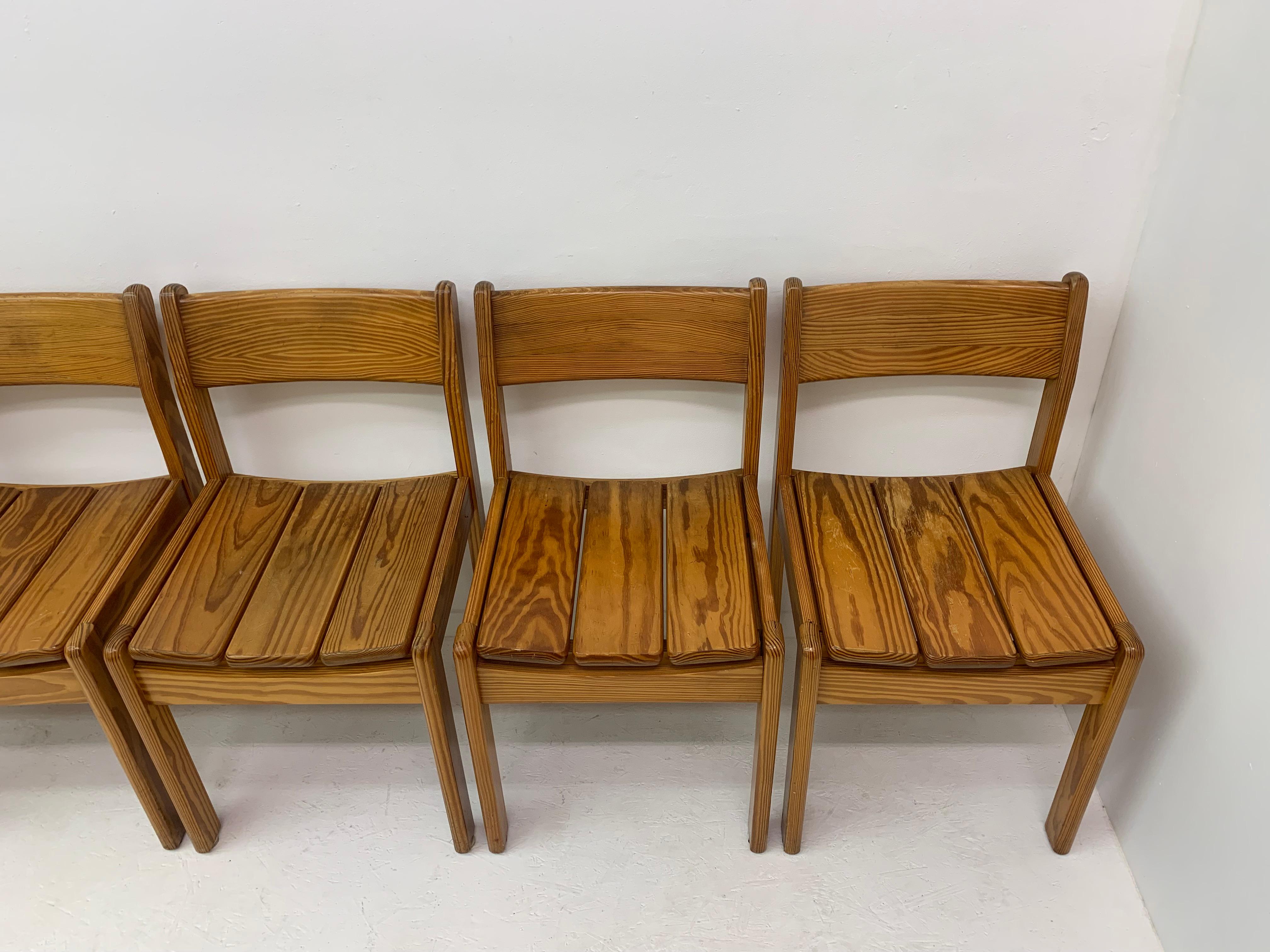 Mid-Century Modern Set of 6 Pine Wood Dining Chairs, 1970’s For Sale