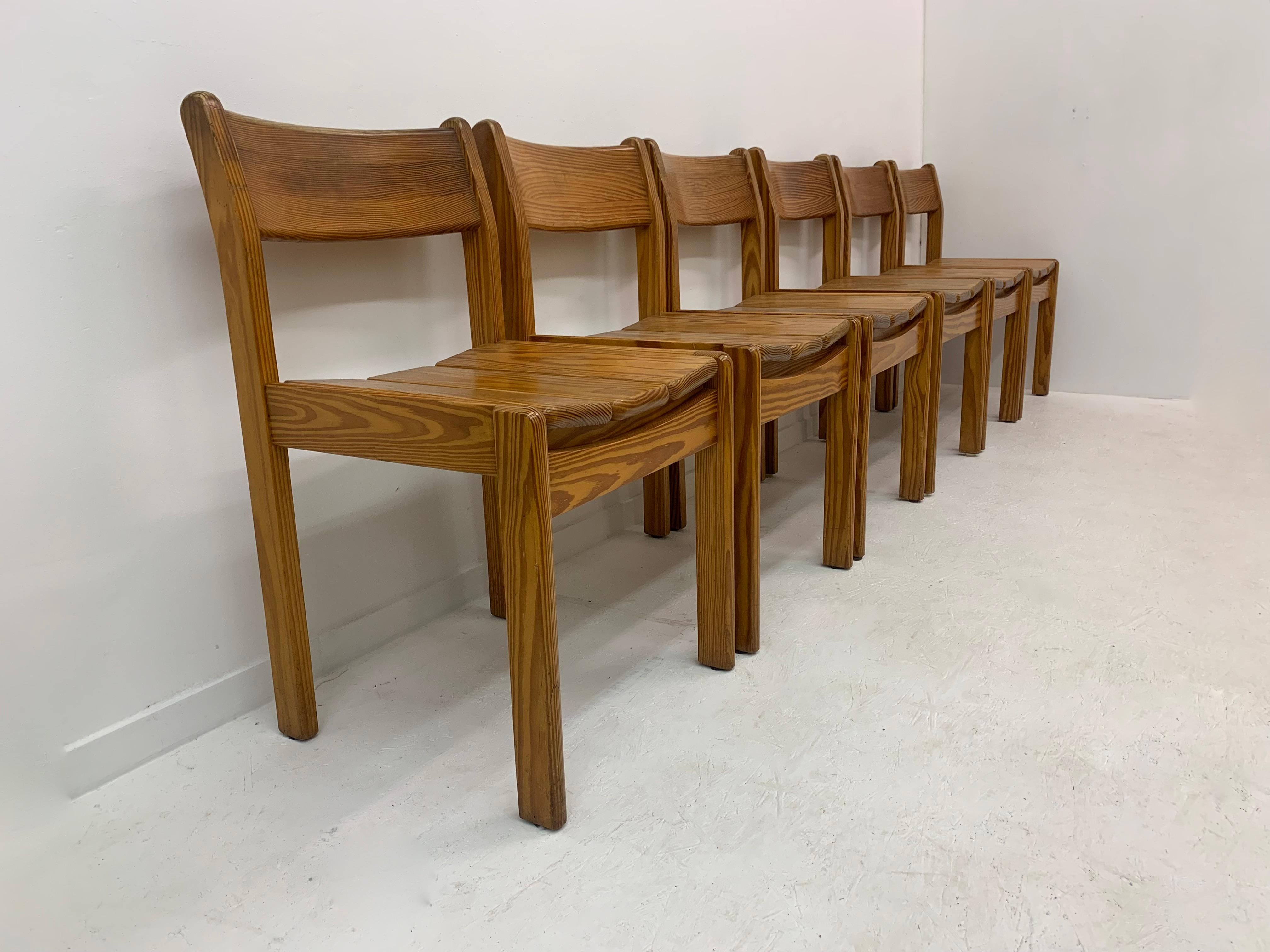 Set of 6 Pine Wood Dining Chairs, 1970’s For Sale 3