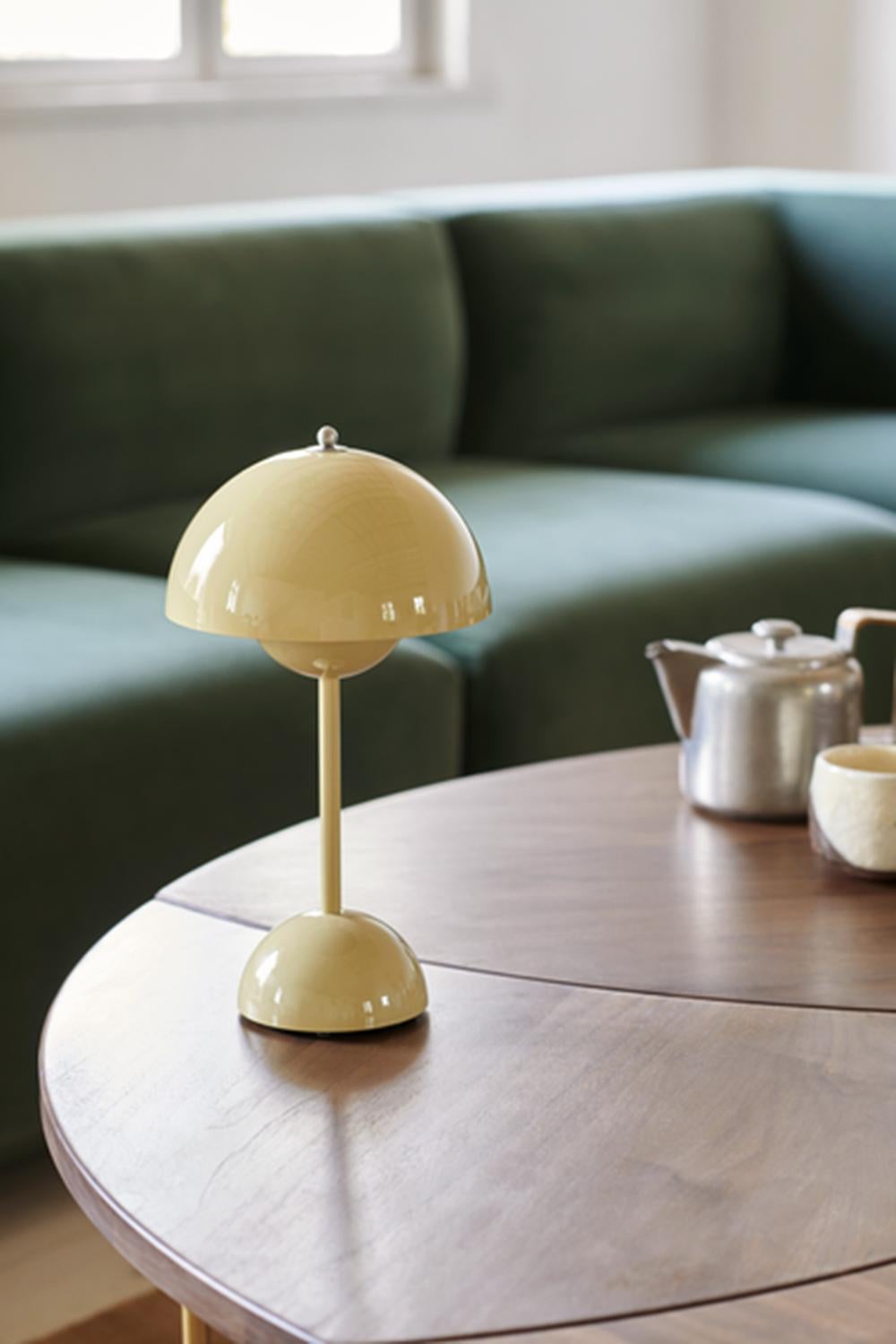 Set of 6 Pinwheel HM7, Oiled Walnut & Brass by Hvidt & Mølgaard for &tradition For Sale 8