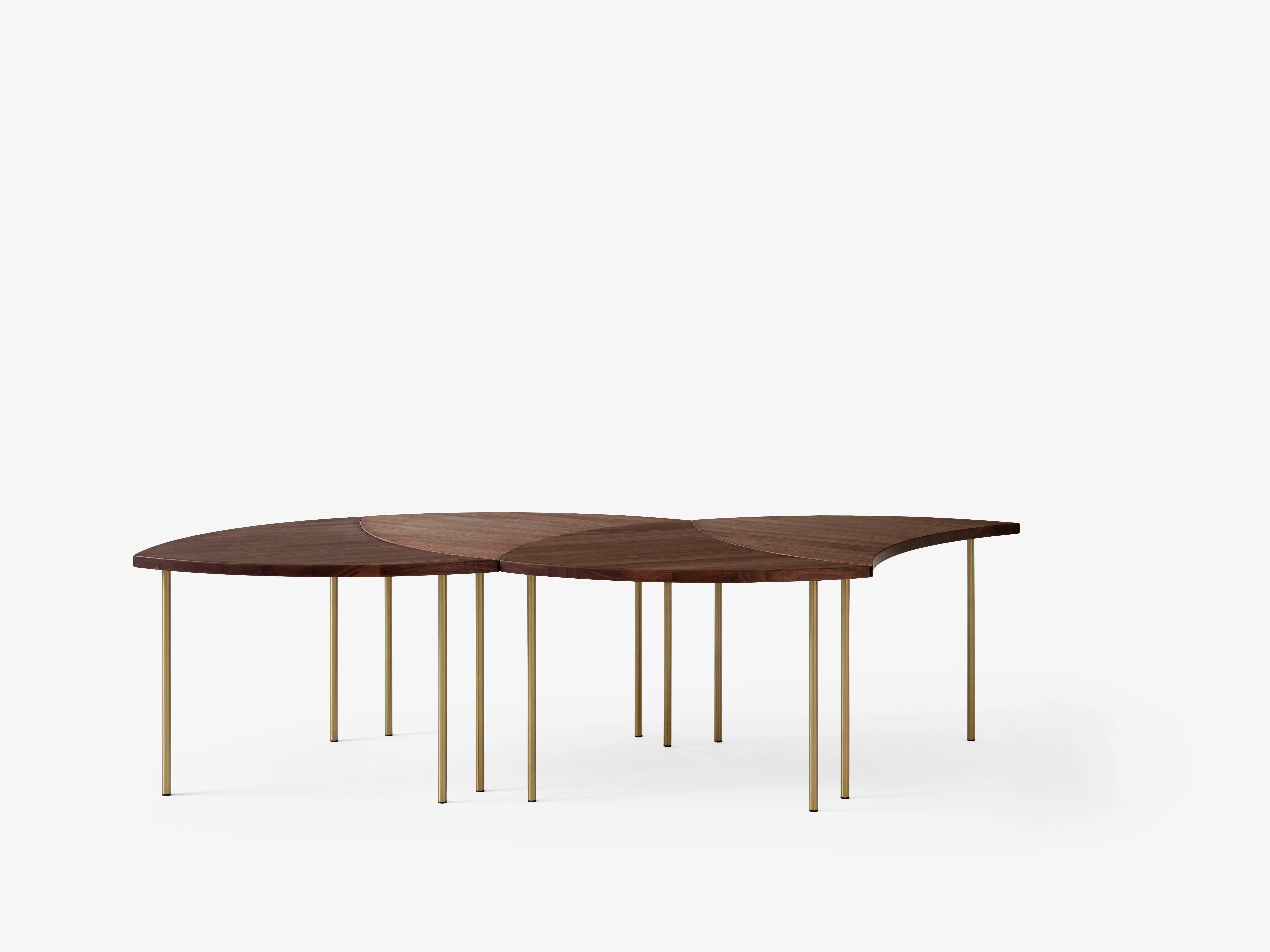 Set of 6 Pinwheel HM7, Oiled Walnut & Brass by Hvidt & Mølgaard for &tradition For Sale 1