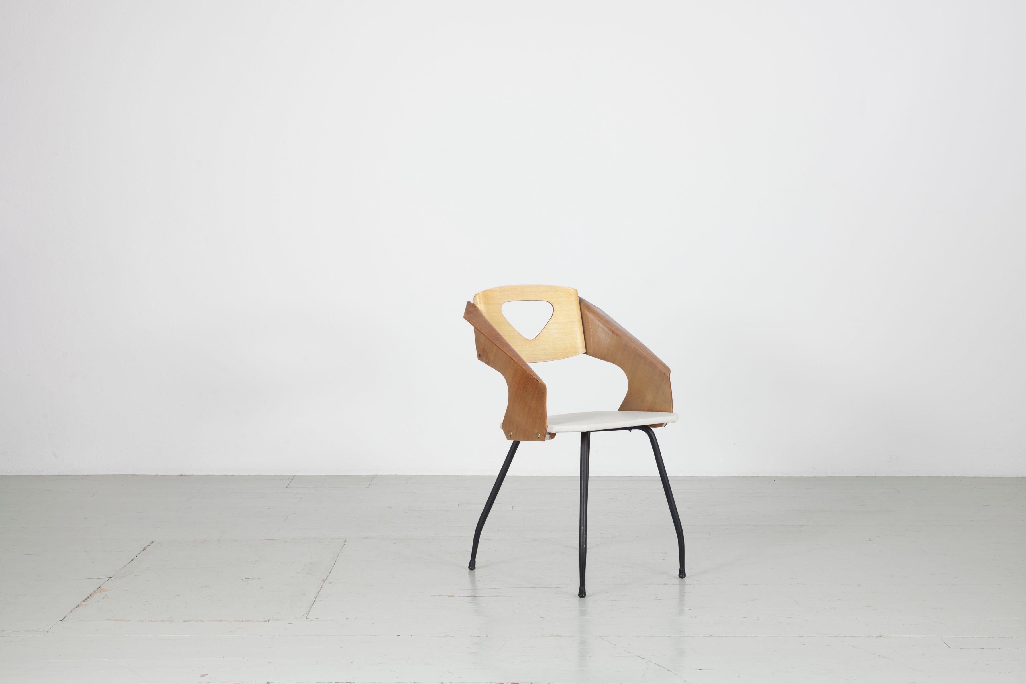 Mid-Century Modern Set of 6 plywood chairs, 1950s, Carlo Ratti, Italy, Industria Legni Curvati For Sale