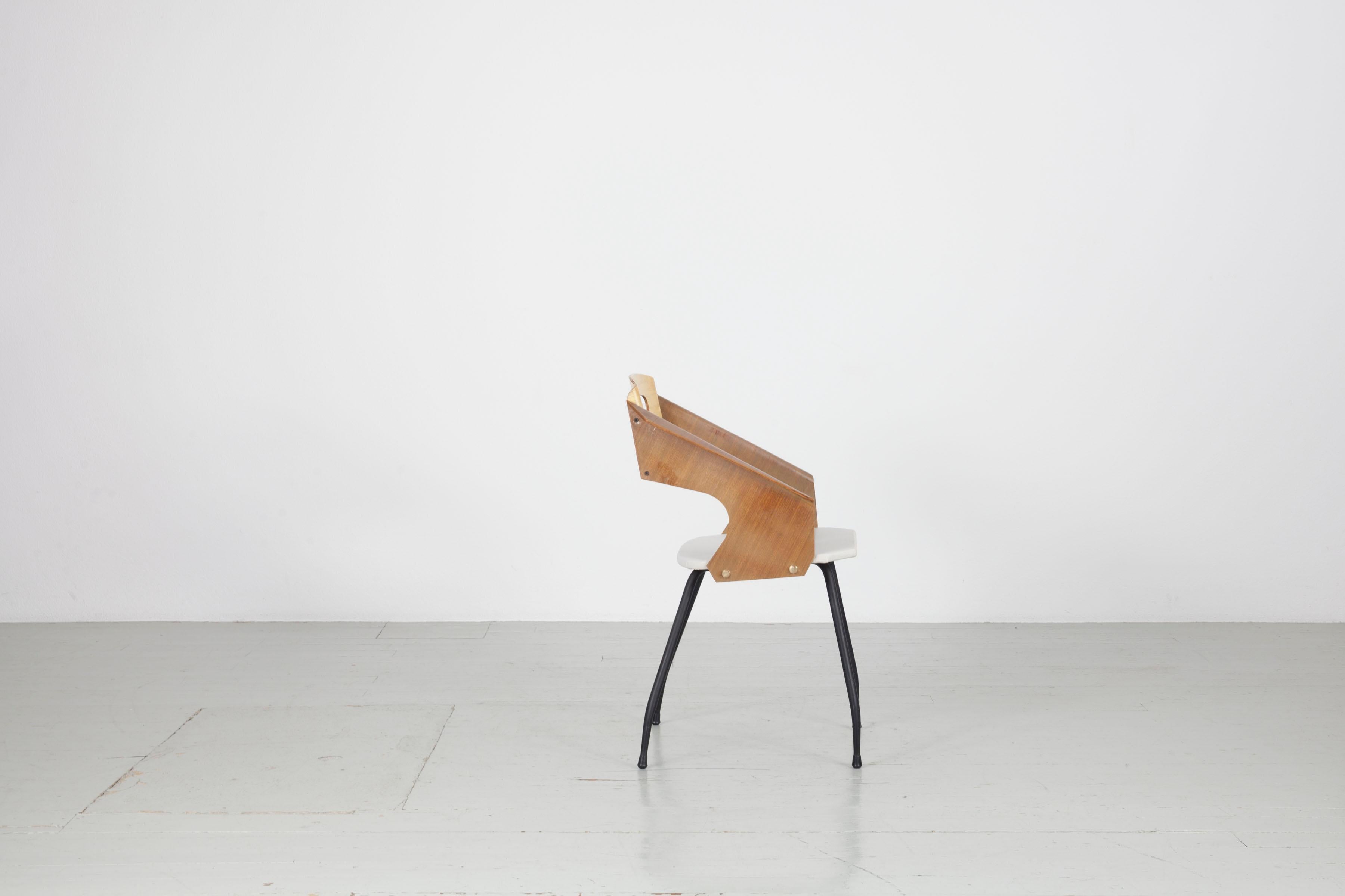 Italian Set of 6 plywood chairs, 1950s, Carlo Ratti, Italy, Industria Legni Curvati For Sale