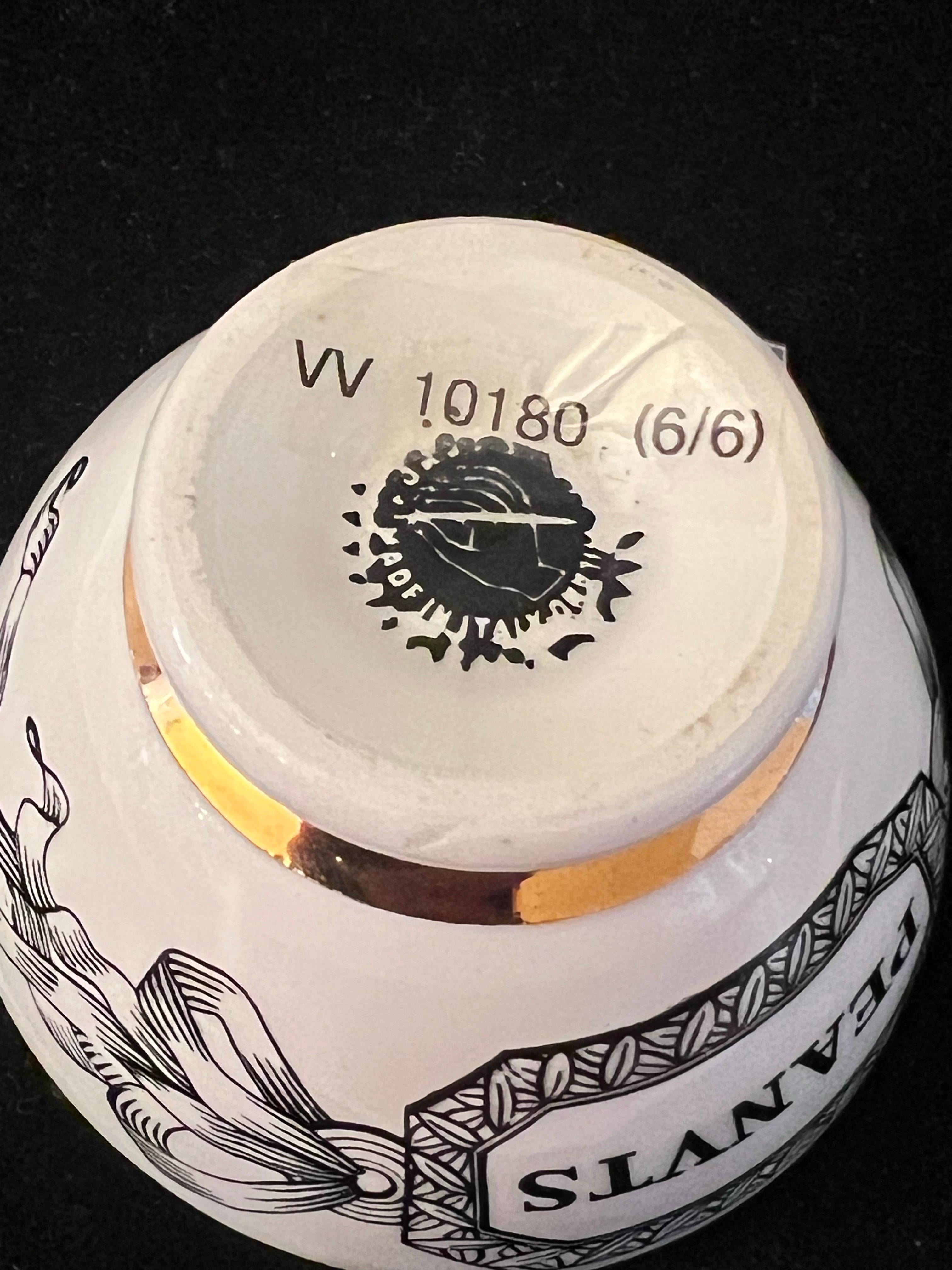 Juego de 6 cuencos de porcelana para aperitivos de Piero Fornasetti Años 70 Italiano en venta