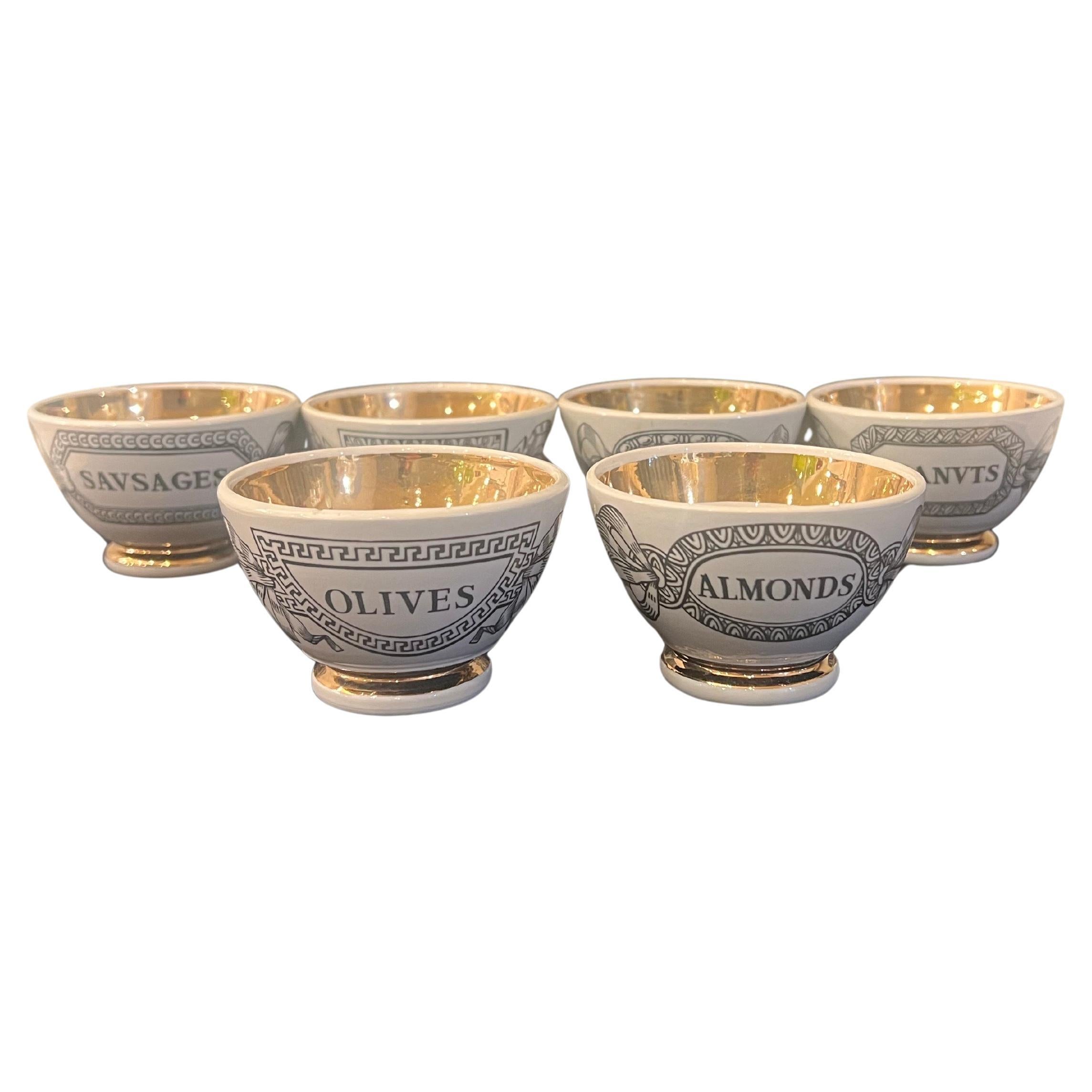 Juego de 6 cuencos de porcelana para aperitivos de Piero Fornasetti Años 70 en venta