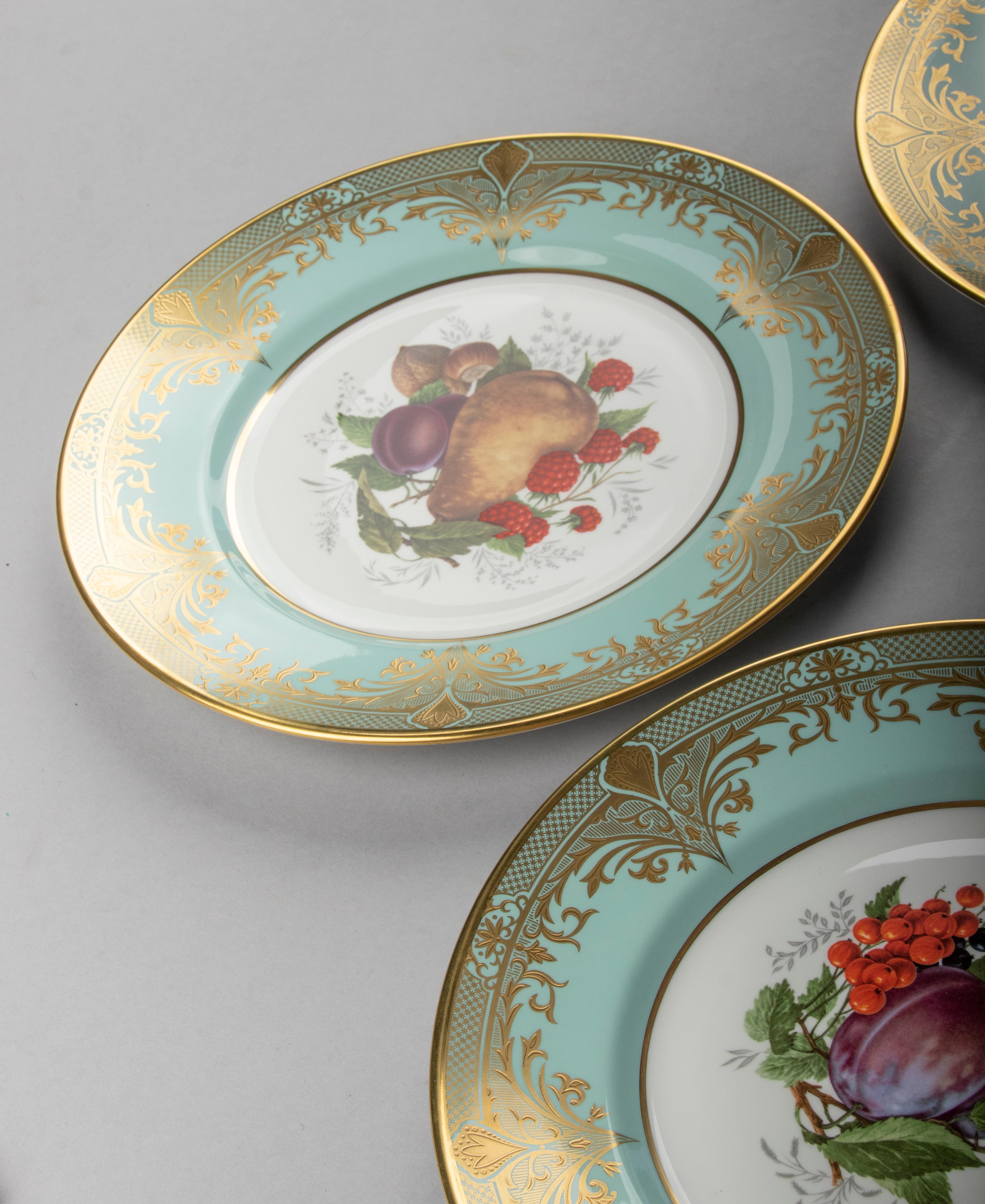 Set of 6 Porcelain Dinner Plates by Caverswall 3