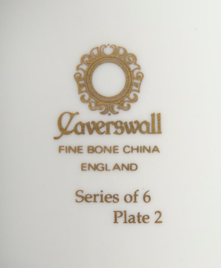 Late 20th Century Set of 6 Porcelain Dinner Plates by Caverswall For Sale