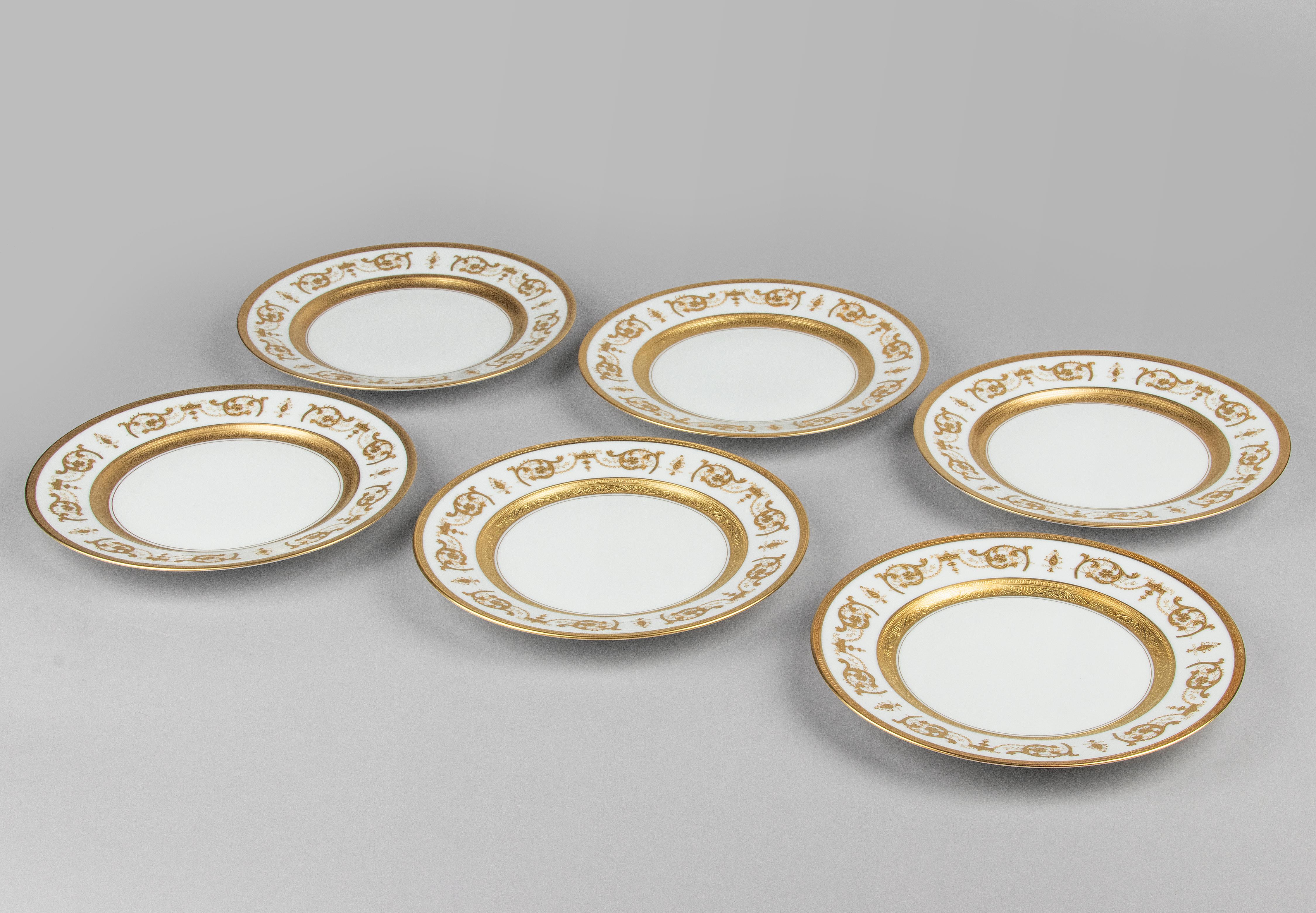 Empire Set of 6 Porcelain Dinner Plates made by Haviland model Impérator Or