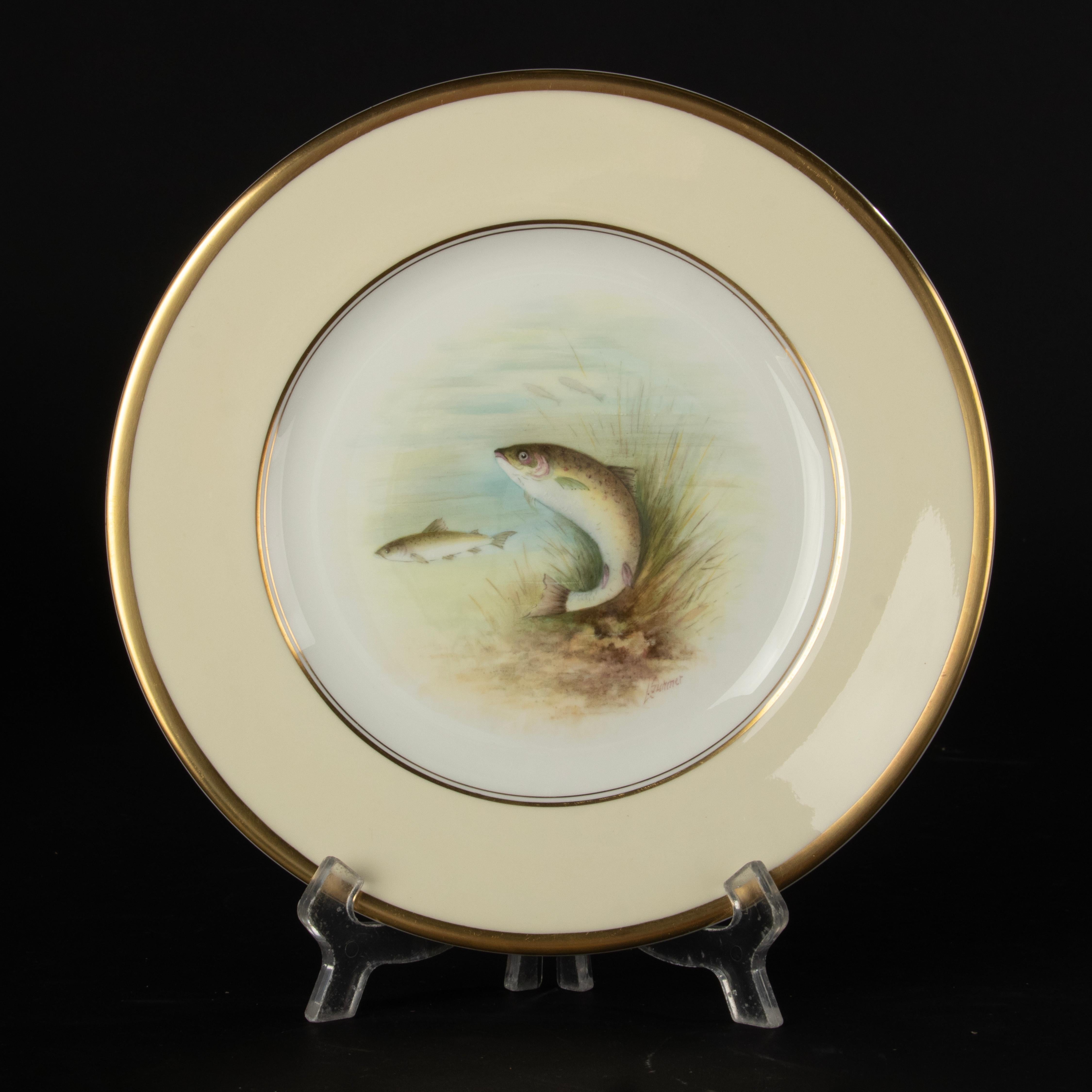 Set of 6 Porcelain Fish Plates - Minton - Hand Painted  For Sale 9